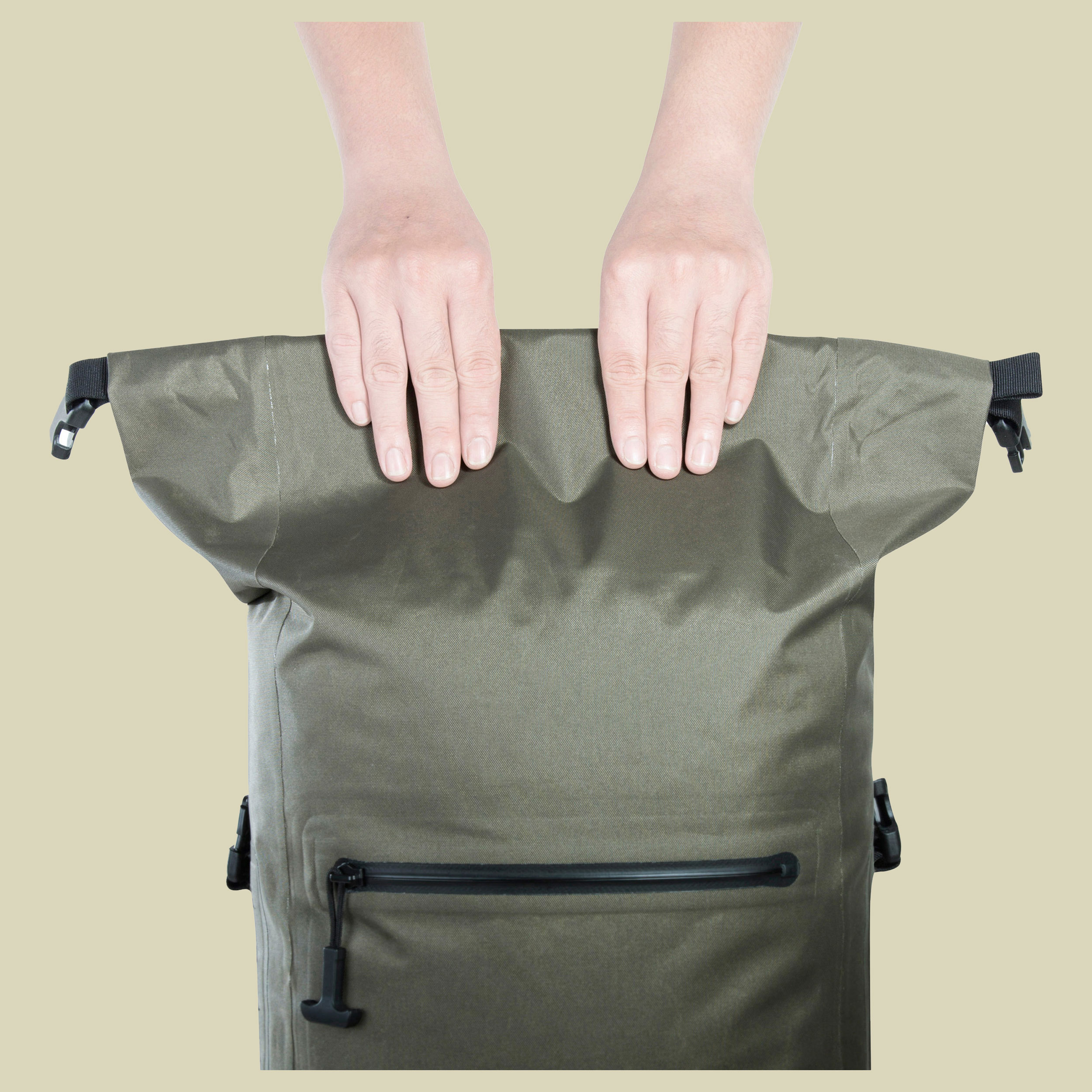 Commuter Rolltop 25 WP 25 grün - stone grey olive
