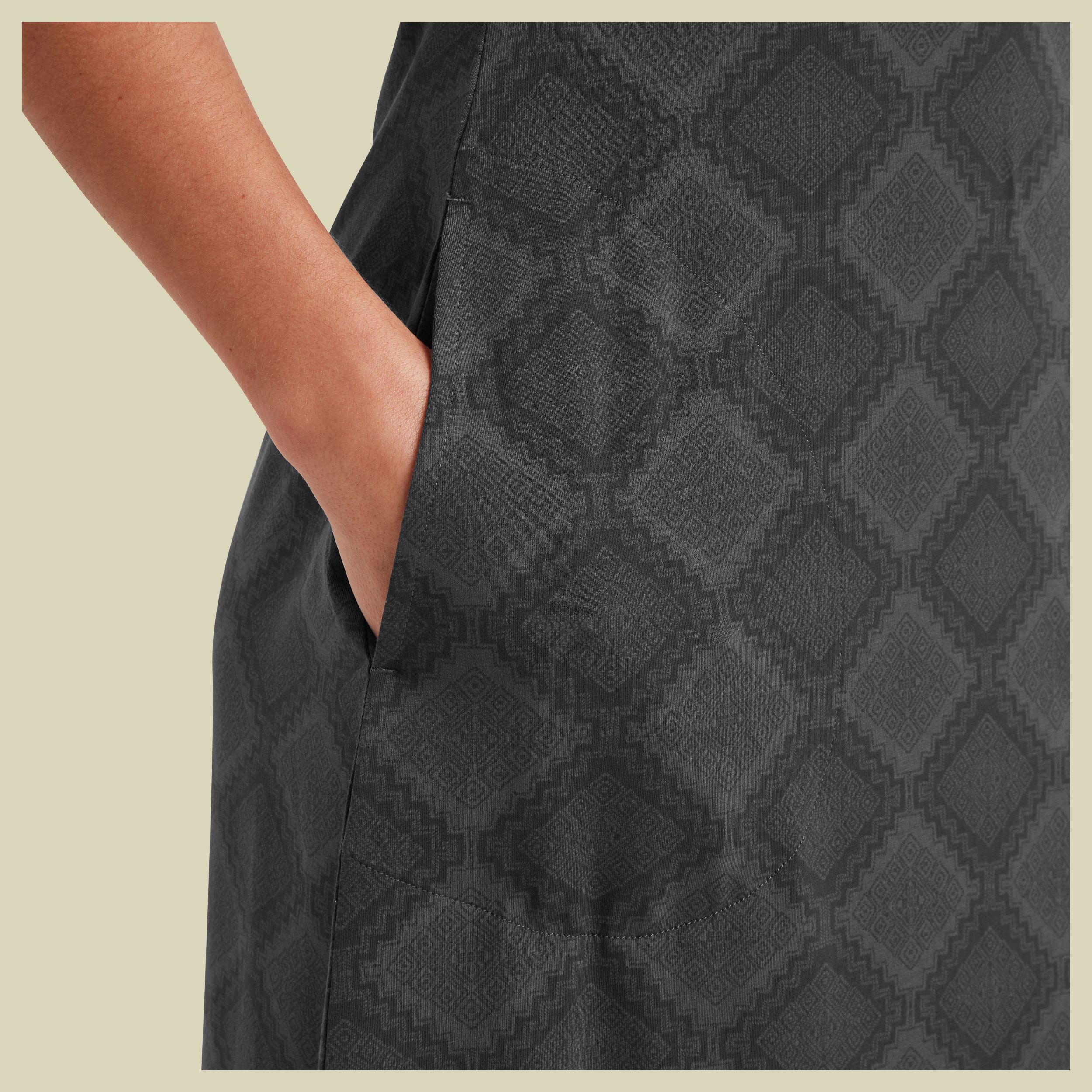 Neha Midi Dress Women schwarz XL - Farbe black barely there