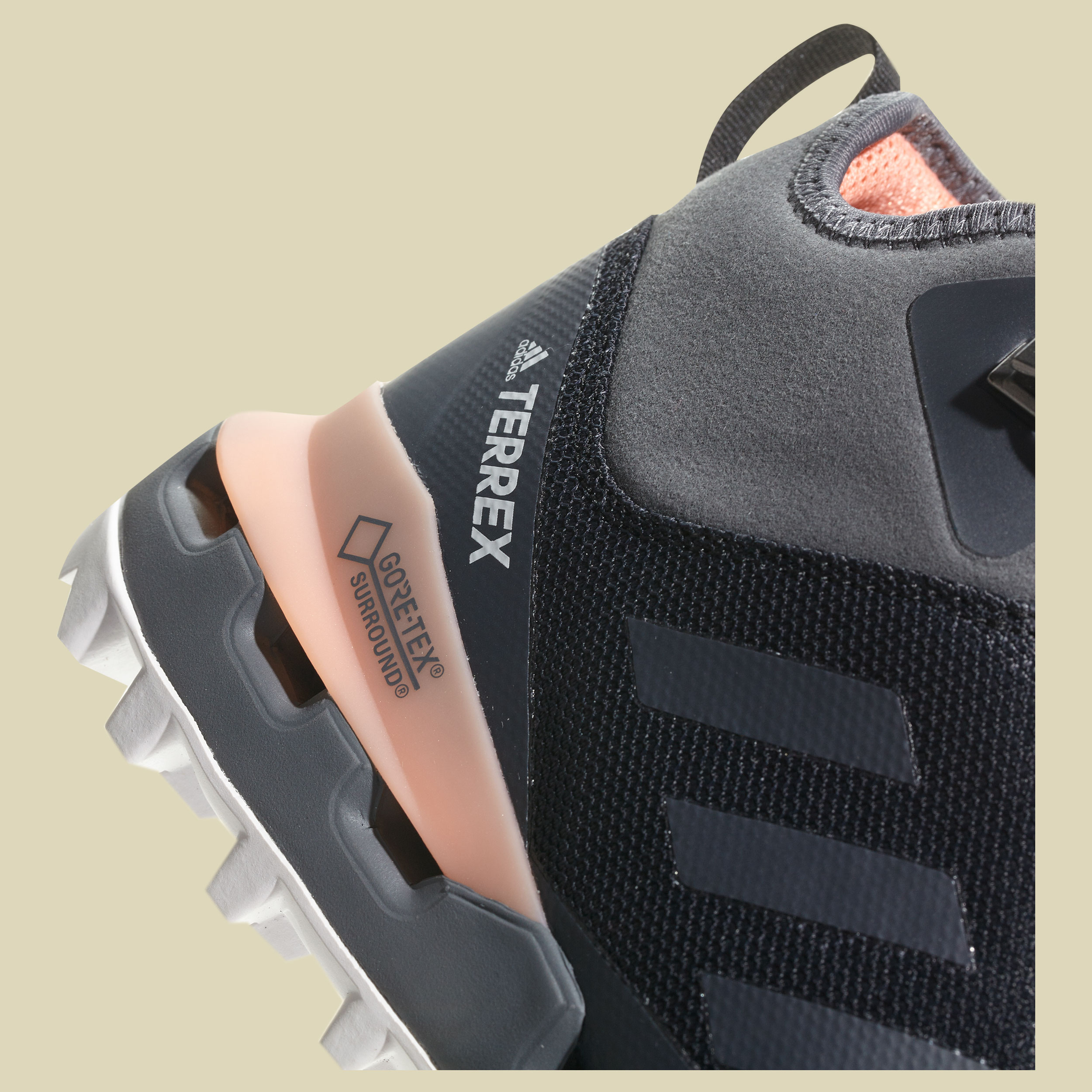 Terrex Fast Mid GTX-Surround Women Größe UK 4 Farbe core black/grey five/chalk coral