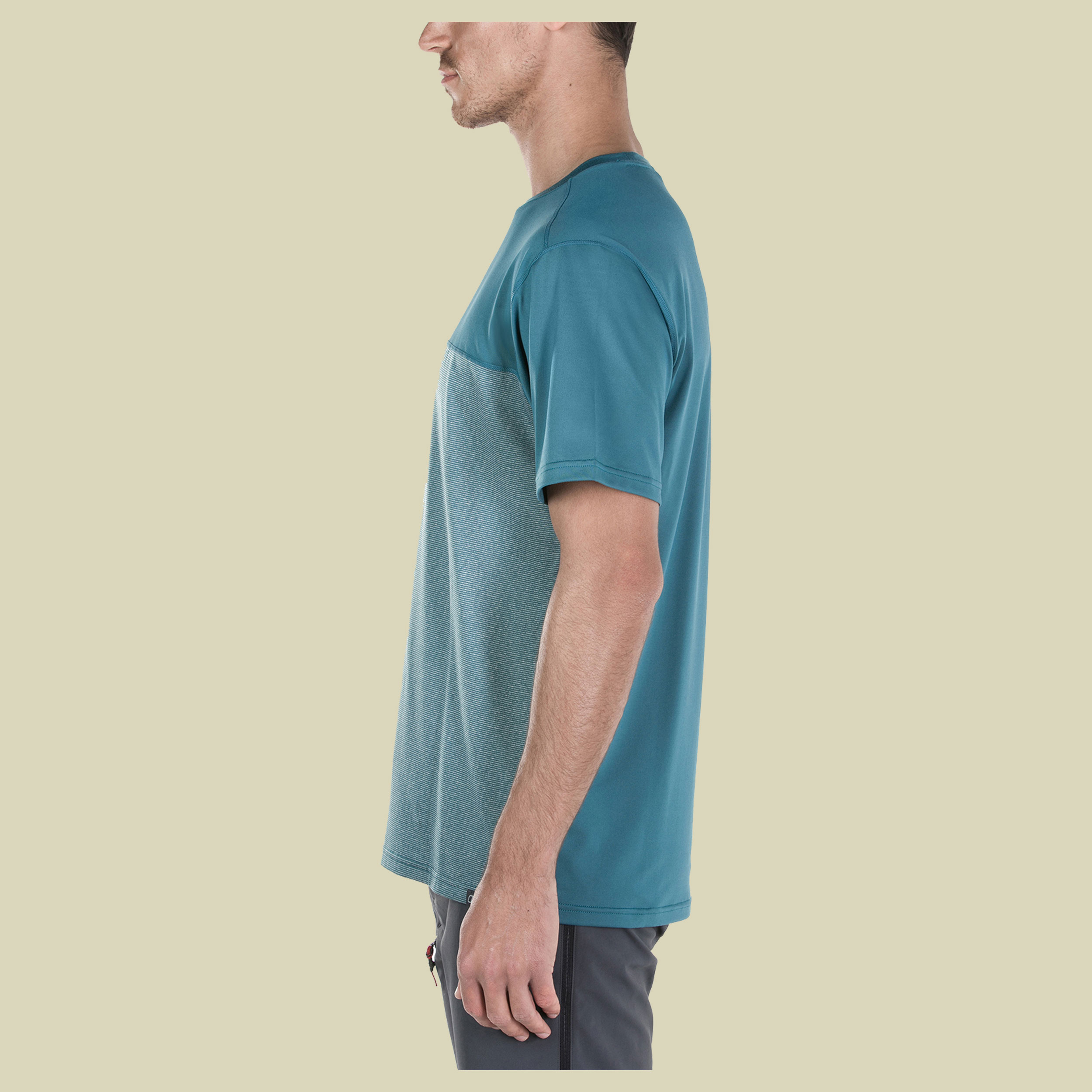 Voyager Tech Tee SS Crew Men Größe L Farbe smoke signal CD4 Voyager Tech Tee SS Crew Men Größe L Farbe smoke signal CD4