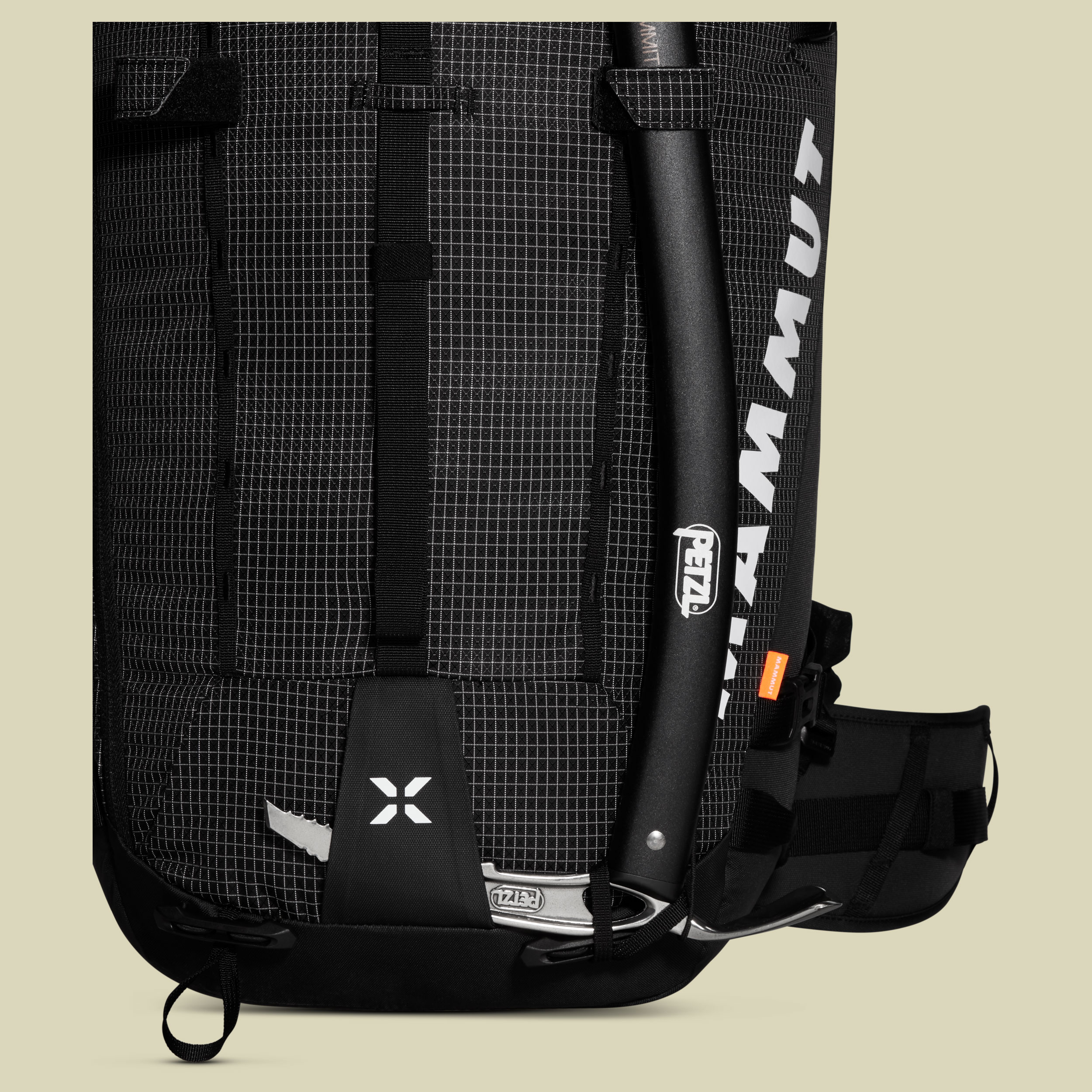 Trion 38  schwarz - black
