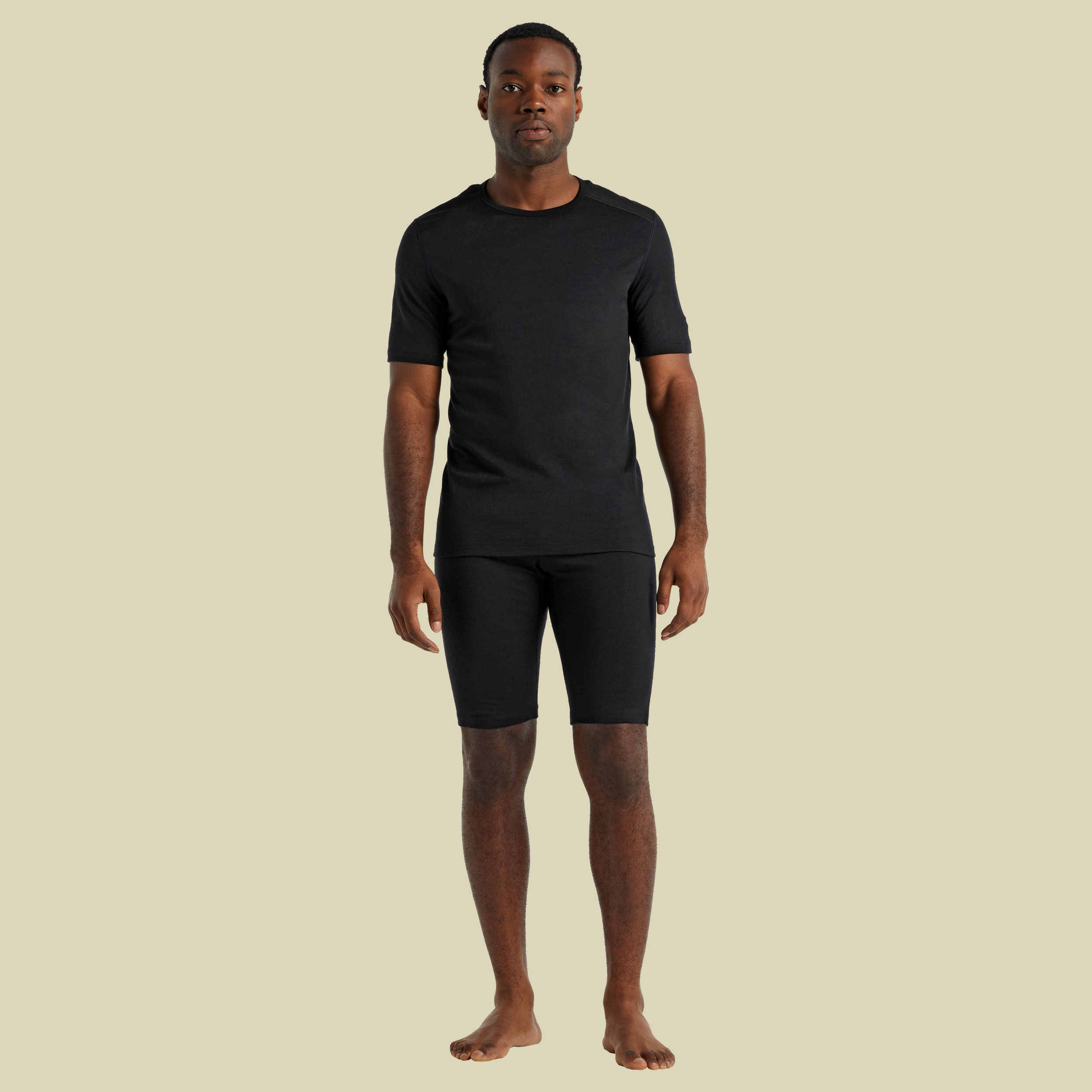 Oasis Shorts Men 200 Größe S Farbe black
