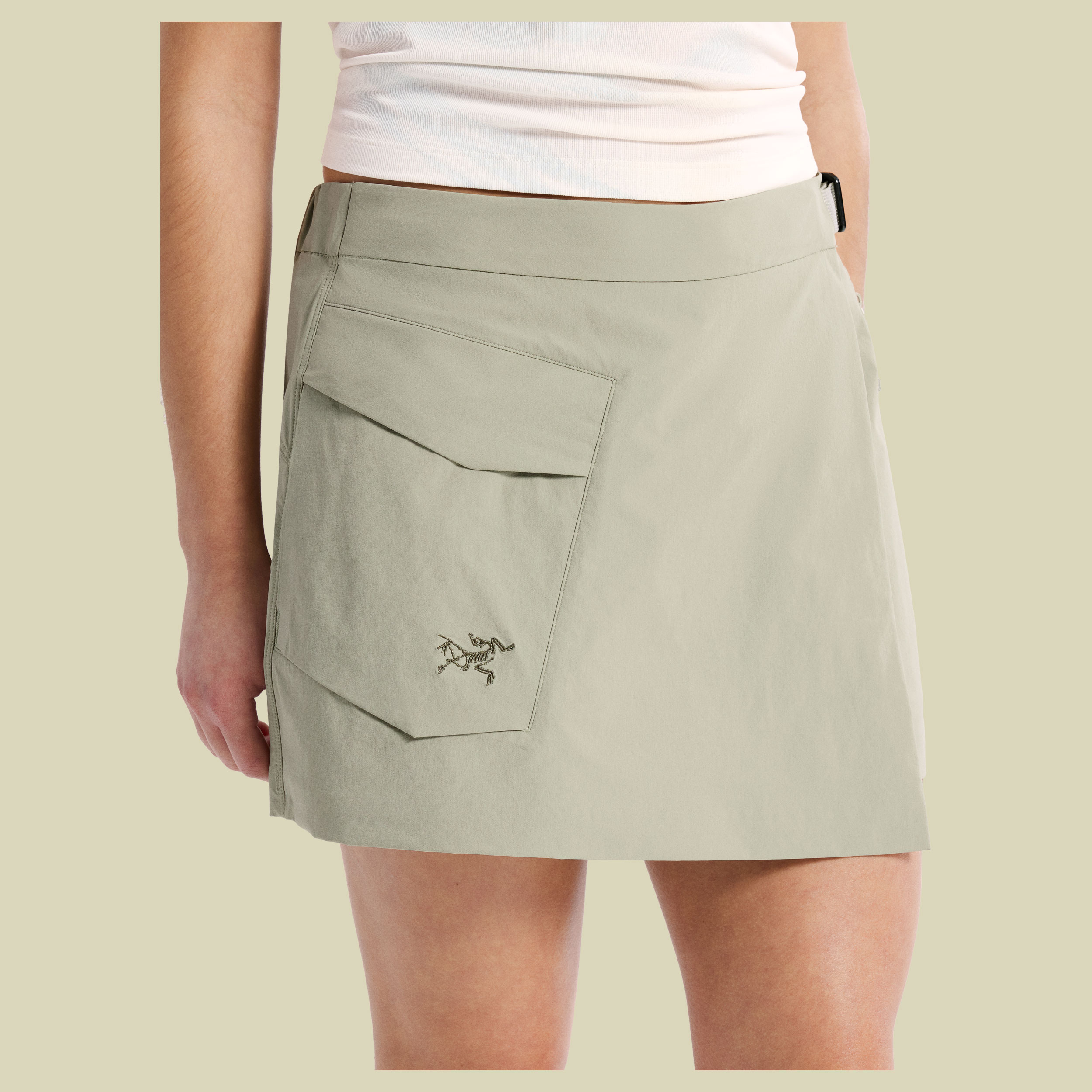 Sinii SL Skort 4" Women 6 (36) beige - habitat