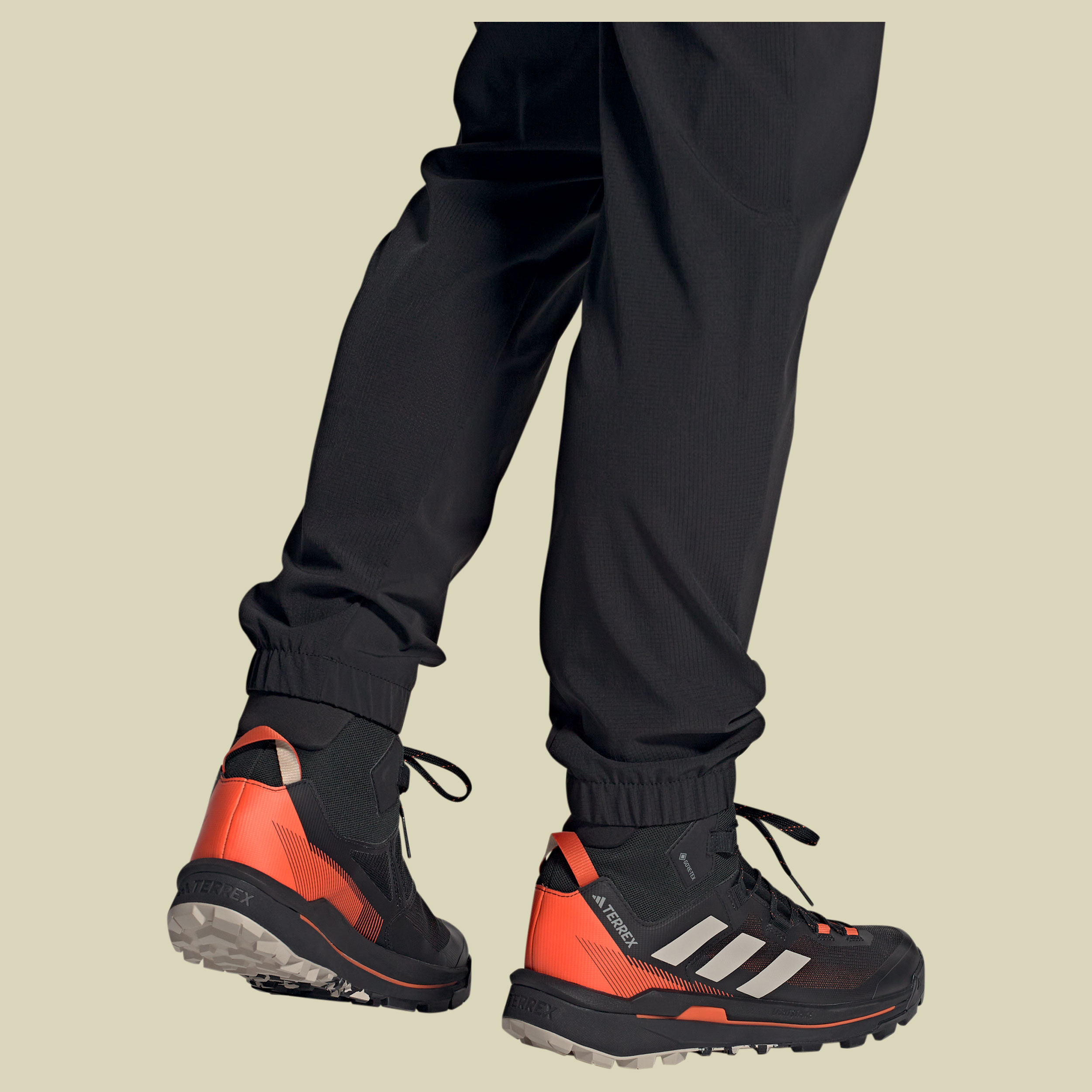 Terrex Skychaser Tech Mid GTX Men UK 9,5 schwarz - core black/wonder beige/semi impact