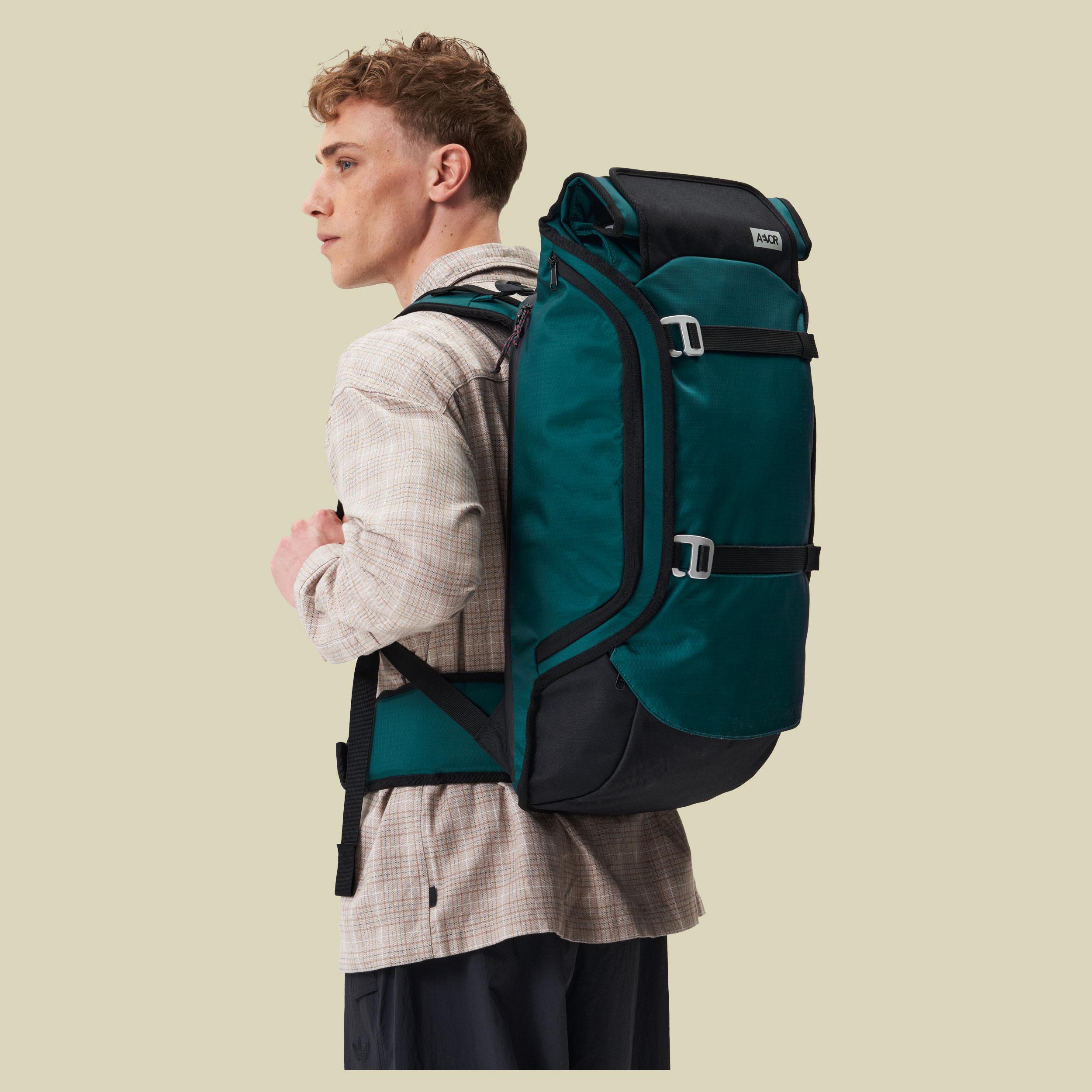 Aevor Travel Pack Proof grün 38 - proof evergreen