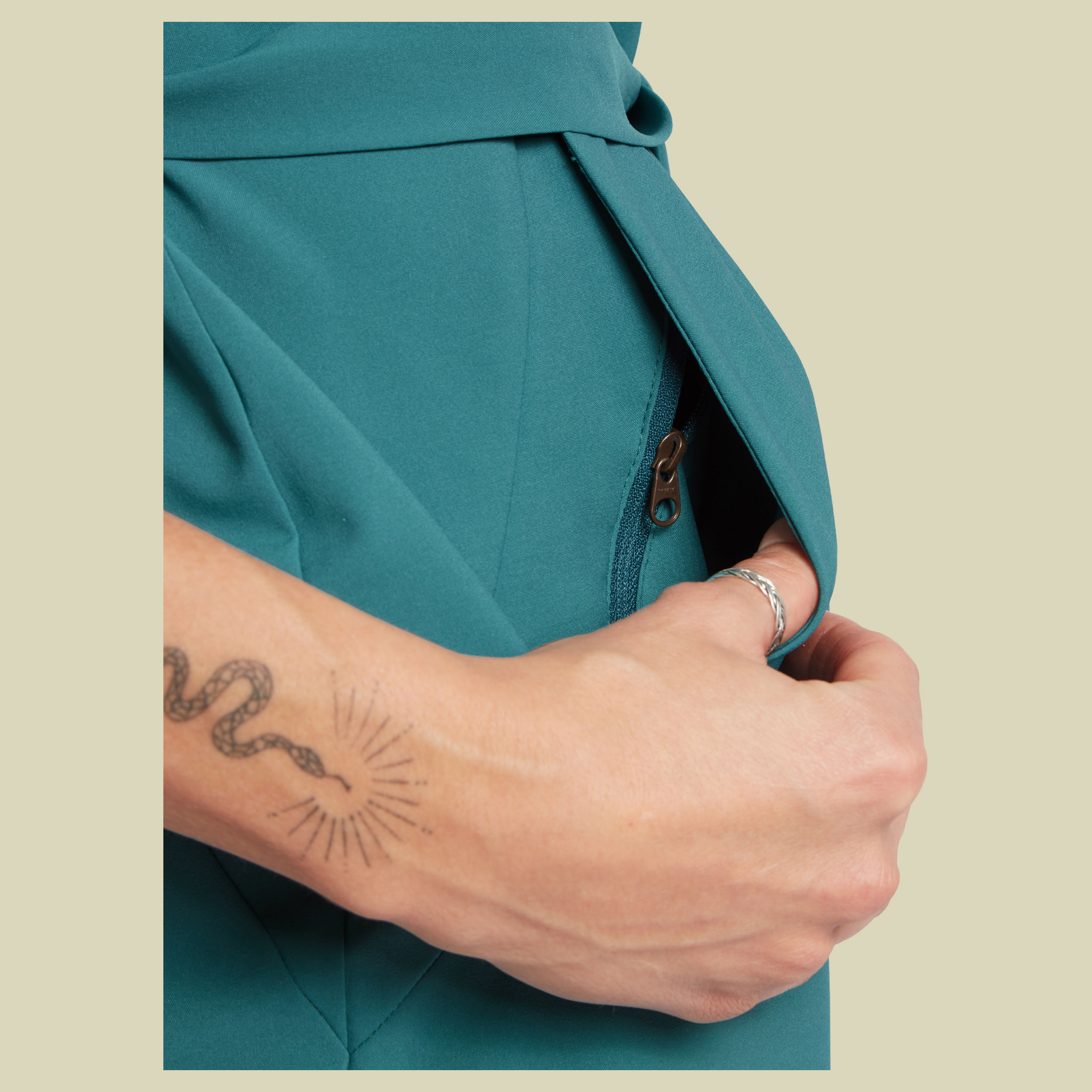 Sajilo Travel Dress L grün - Farbe hydra