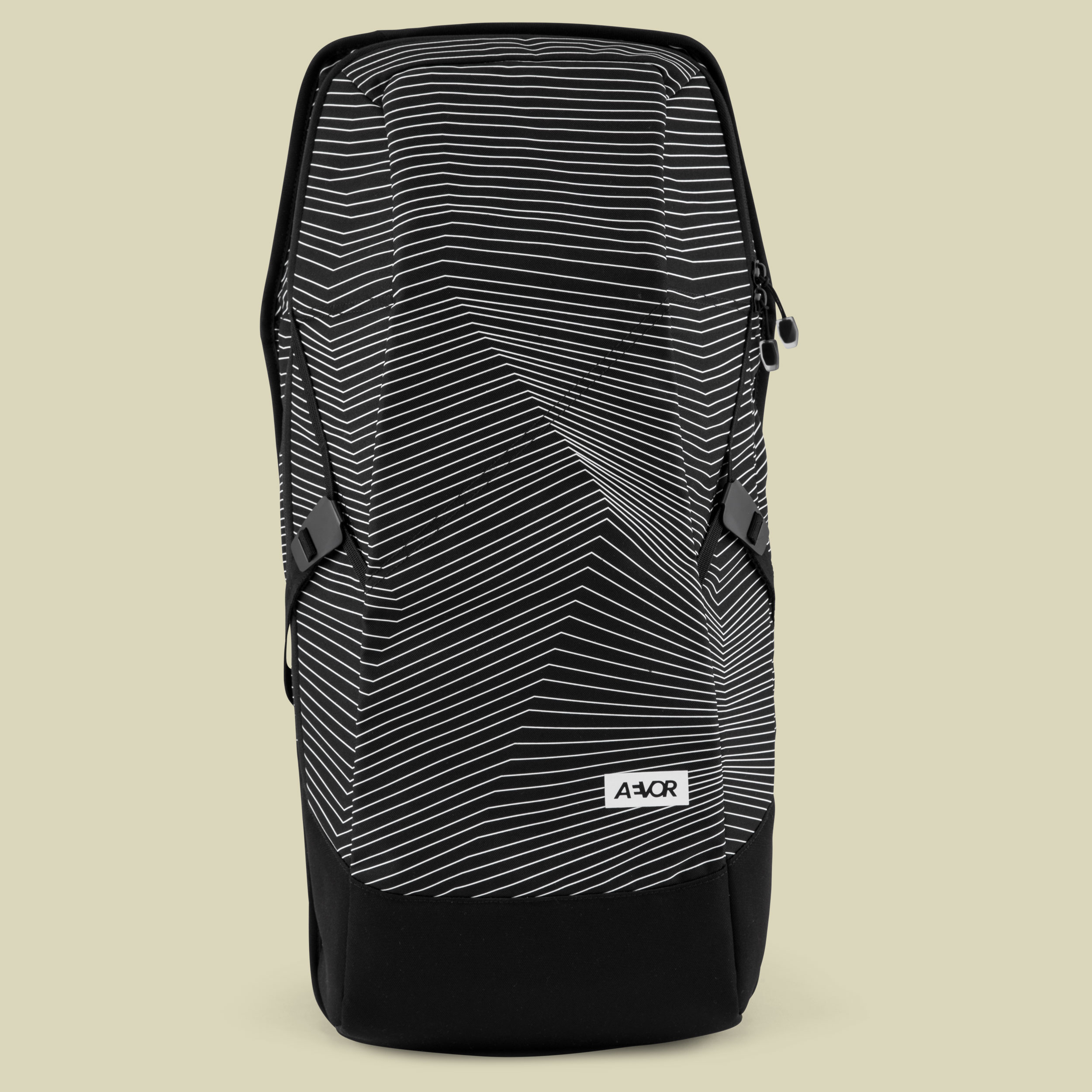 Aevor Daypack Volumen 18 Farbe fineline black