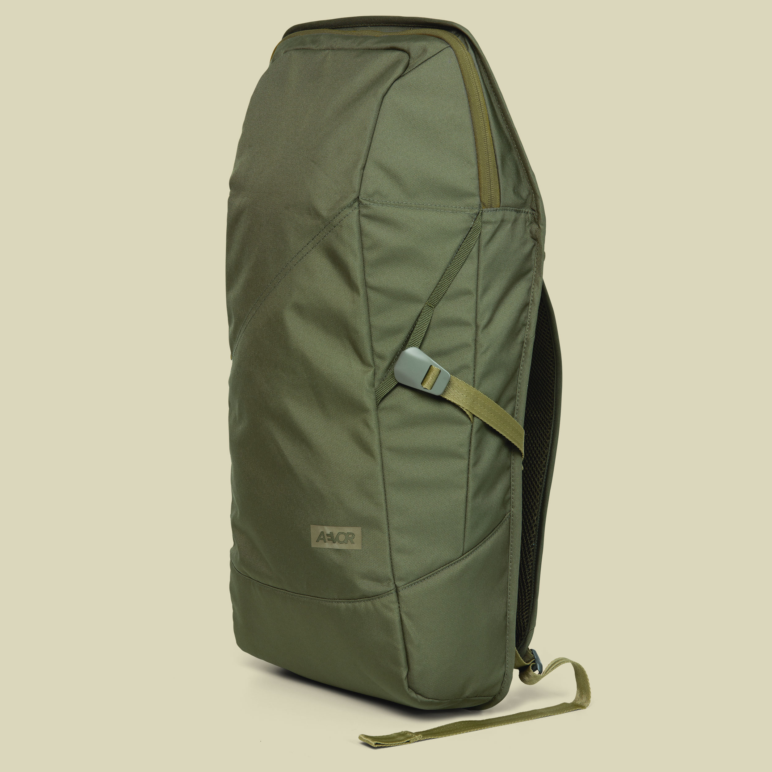 Aevor Daypack Volumen 18 Farbe pine green