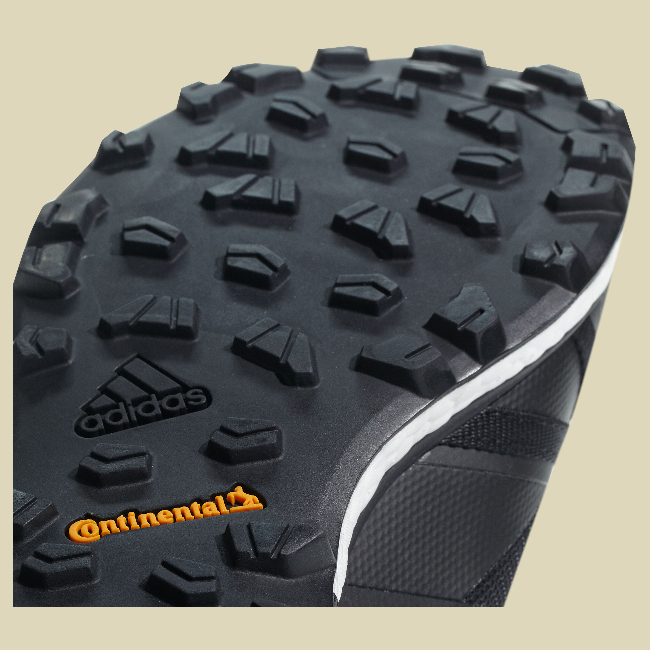 Terrex Agravic GTX Men  Größe UK 7,5 Farbe core black/carbon/hires red