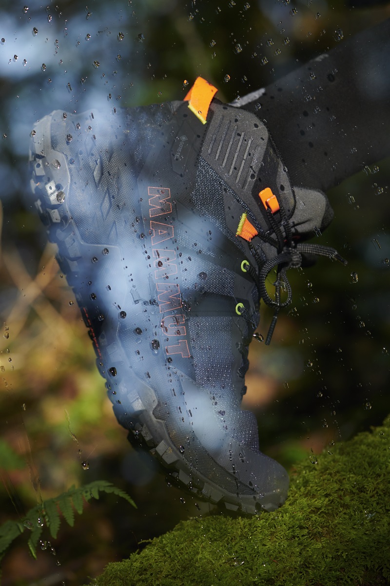 Mammut schuhe close up