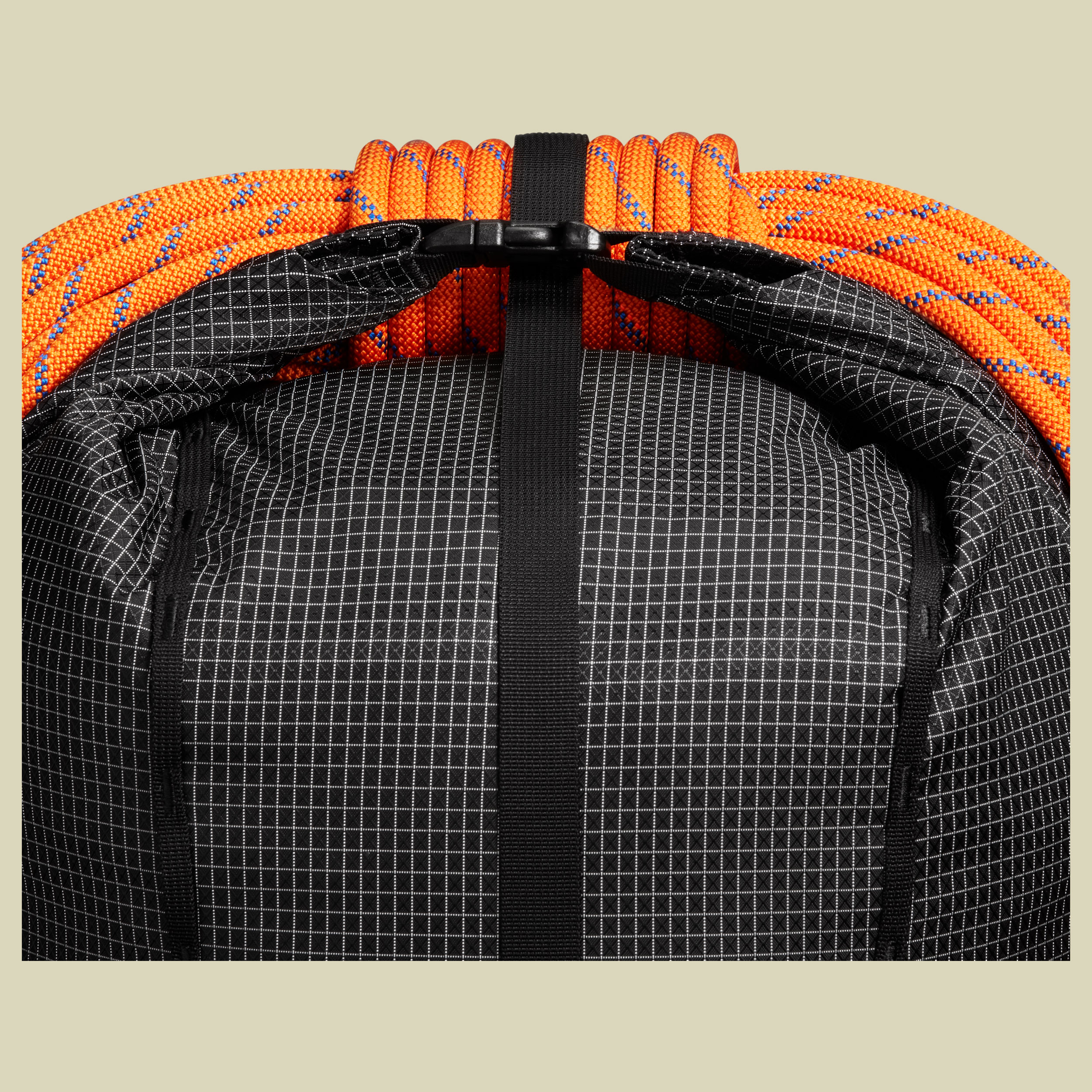 Trion 38  schwarz - black