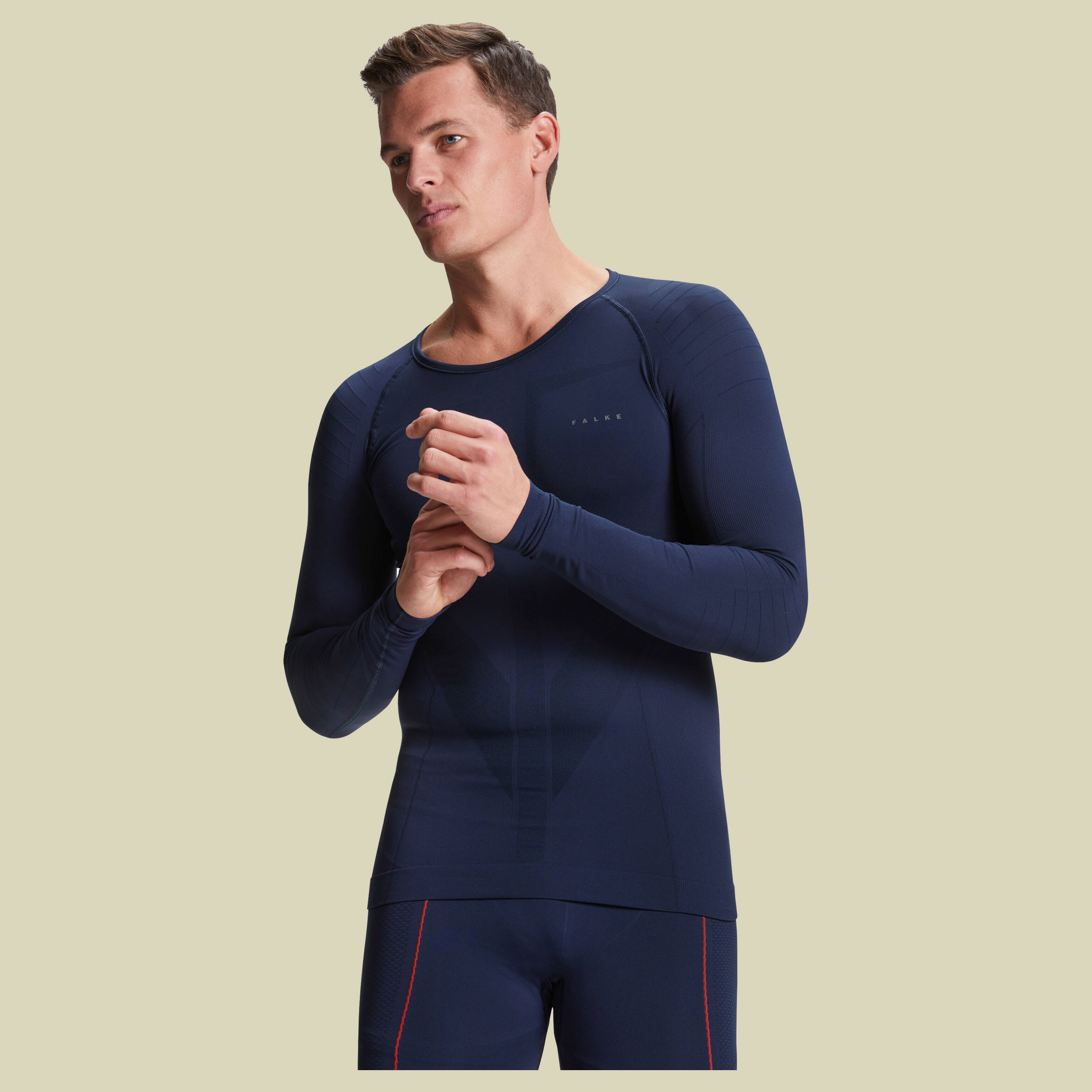 W Longsleeved Shirt Tight Fit Men Größe XL Farbe space blue