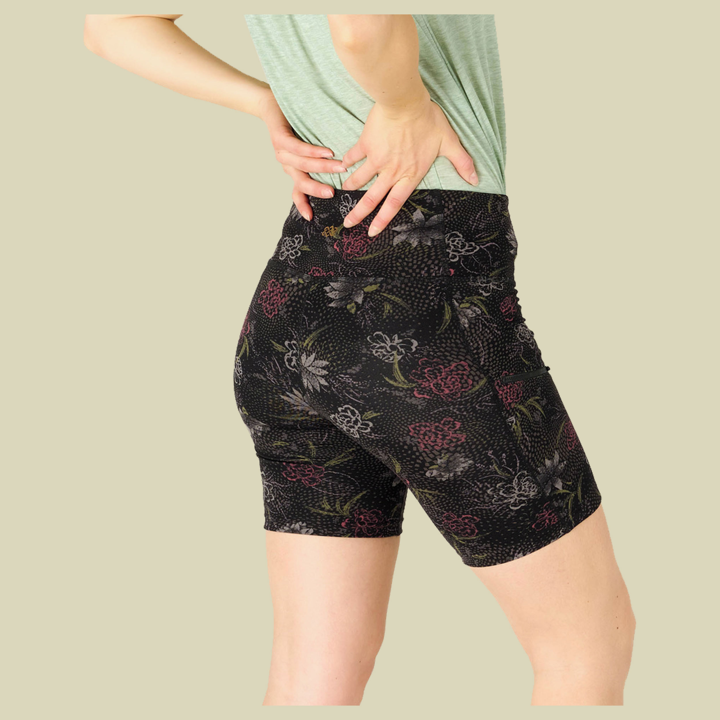 Sahasa Shorts Women Größe XL Farbe black floral