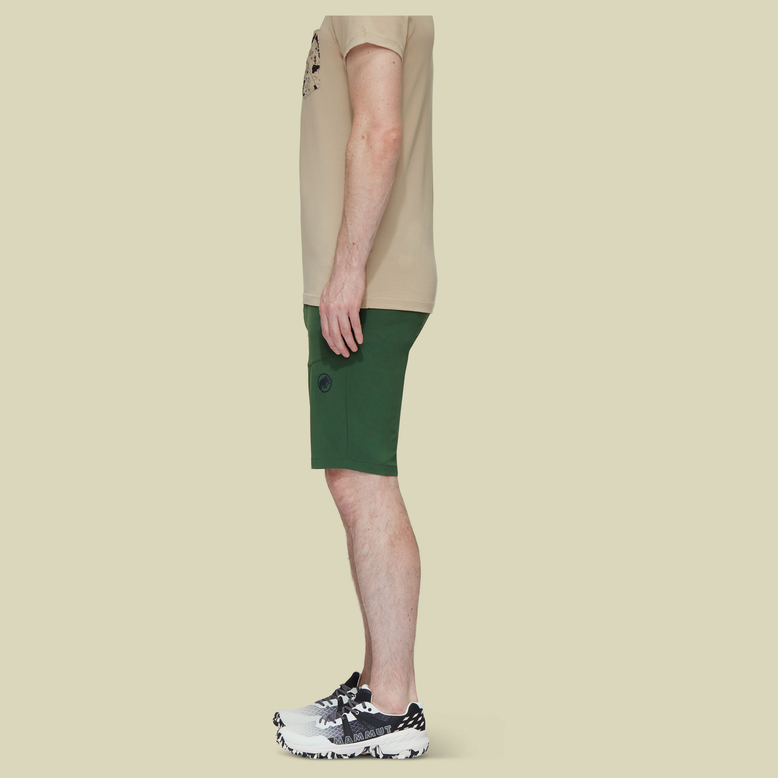 Runbold Shorts Men grün 56 - woods