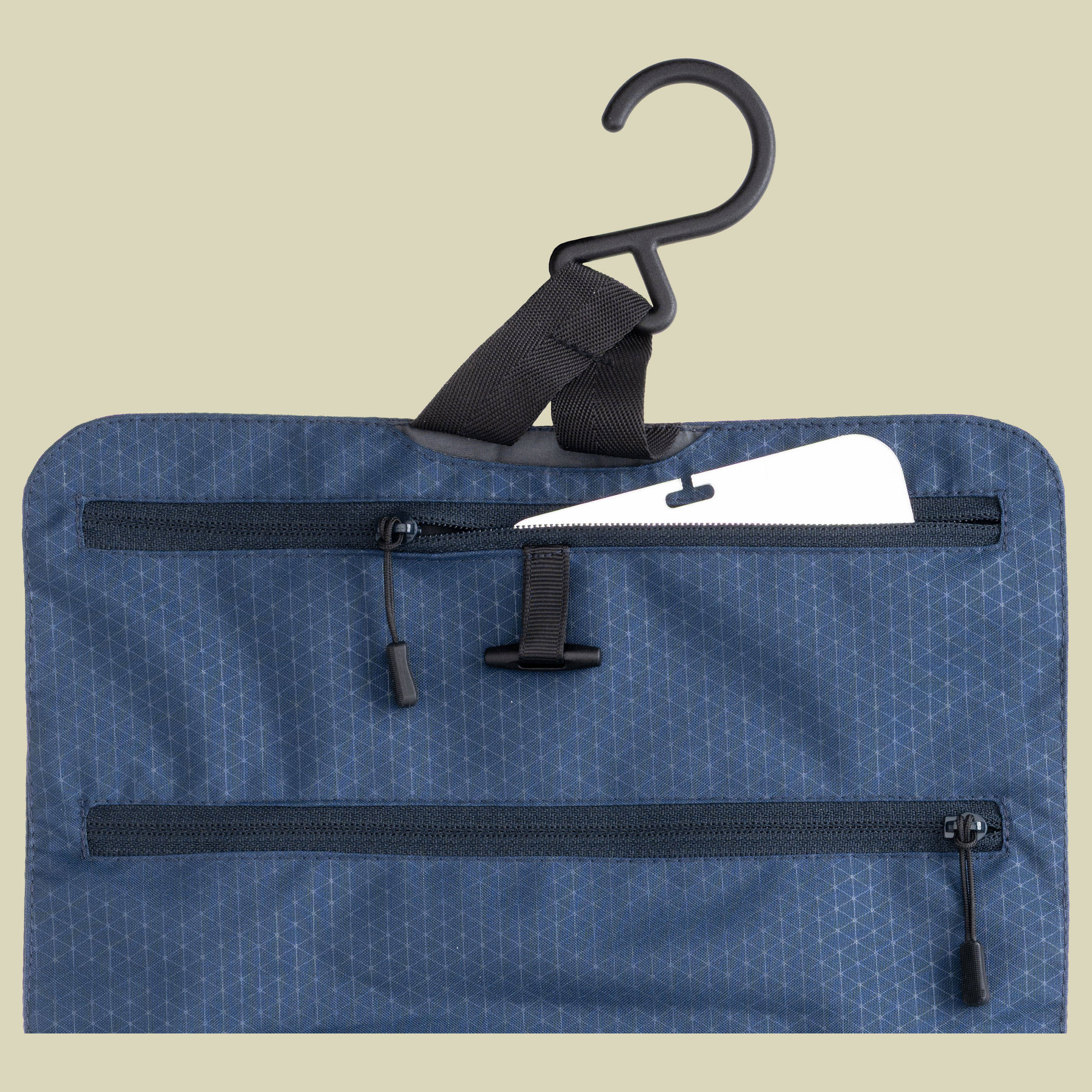 Hanging Toiletry Kit Minimalist