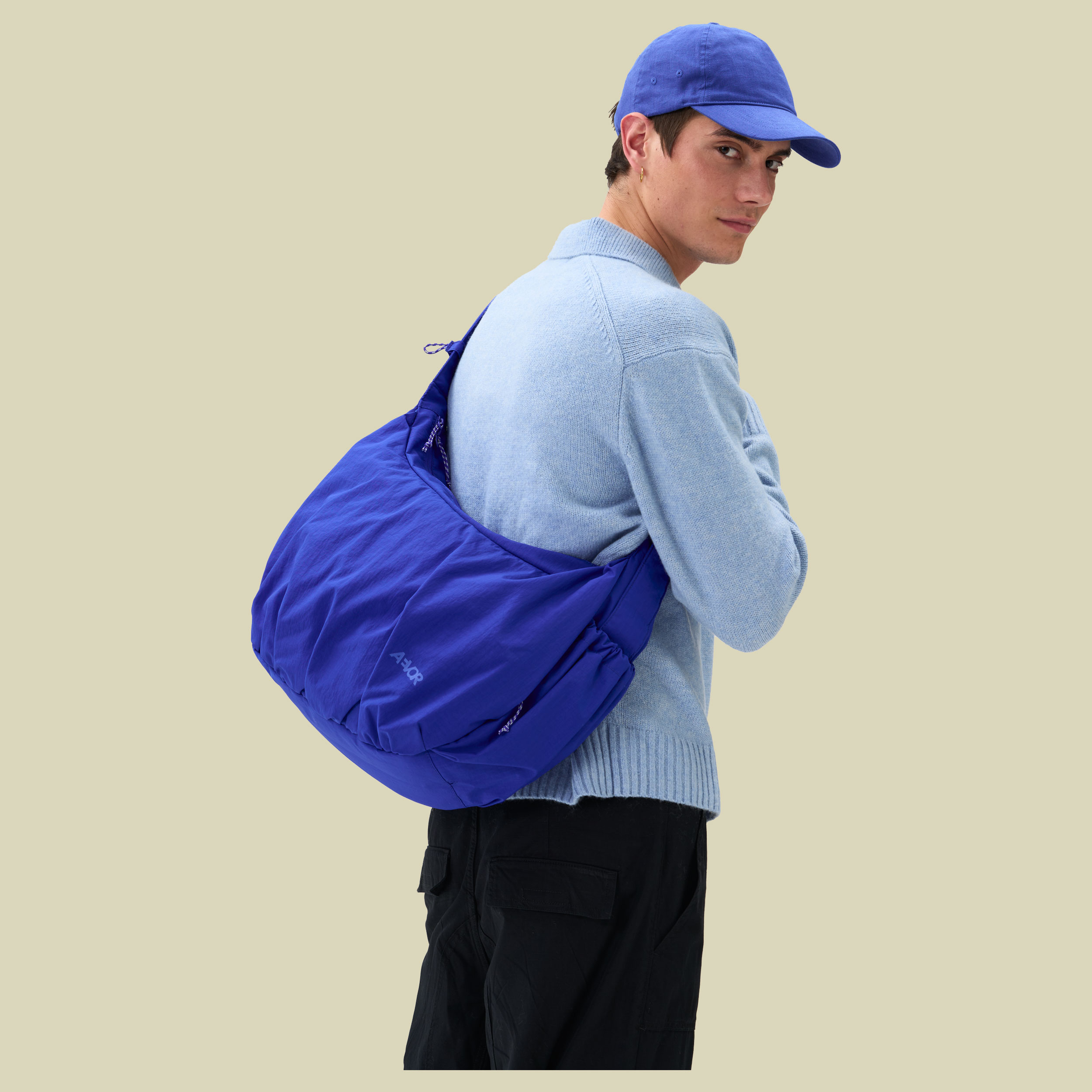 Slouchy Bag blau - electric blue