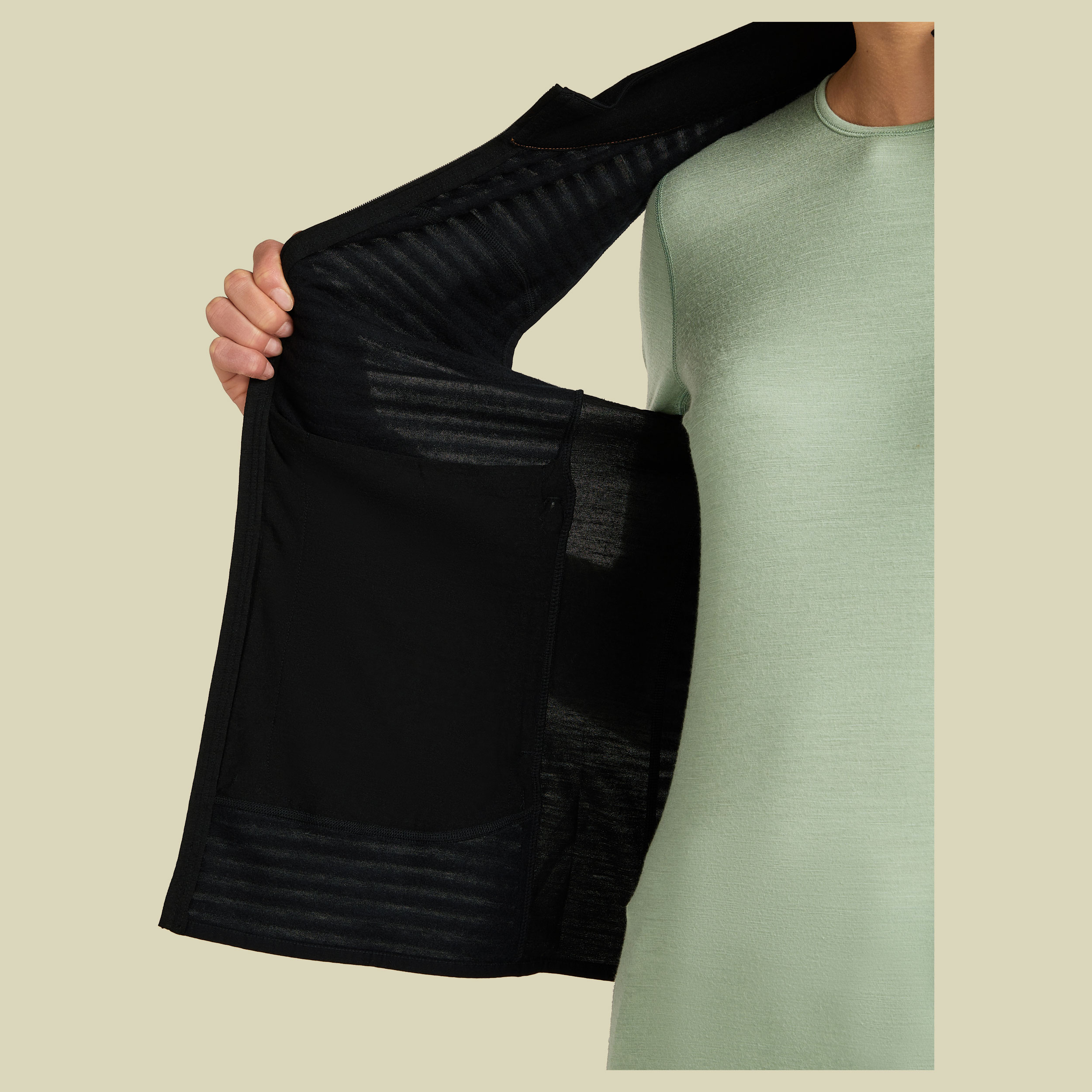 Merino 300 RealFleece Descender Vest Women XL schwarz - black