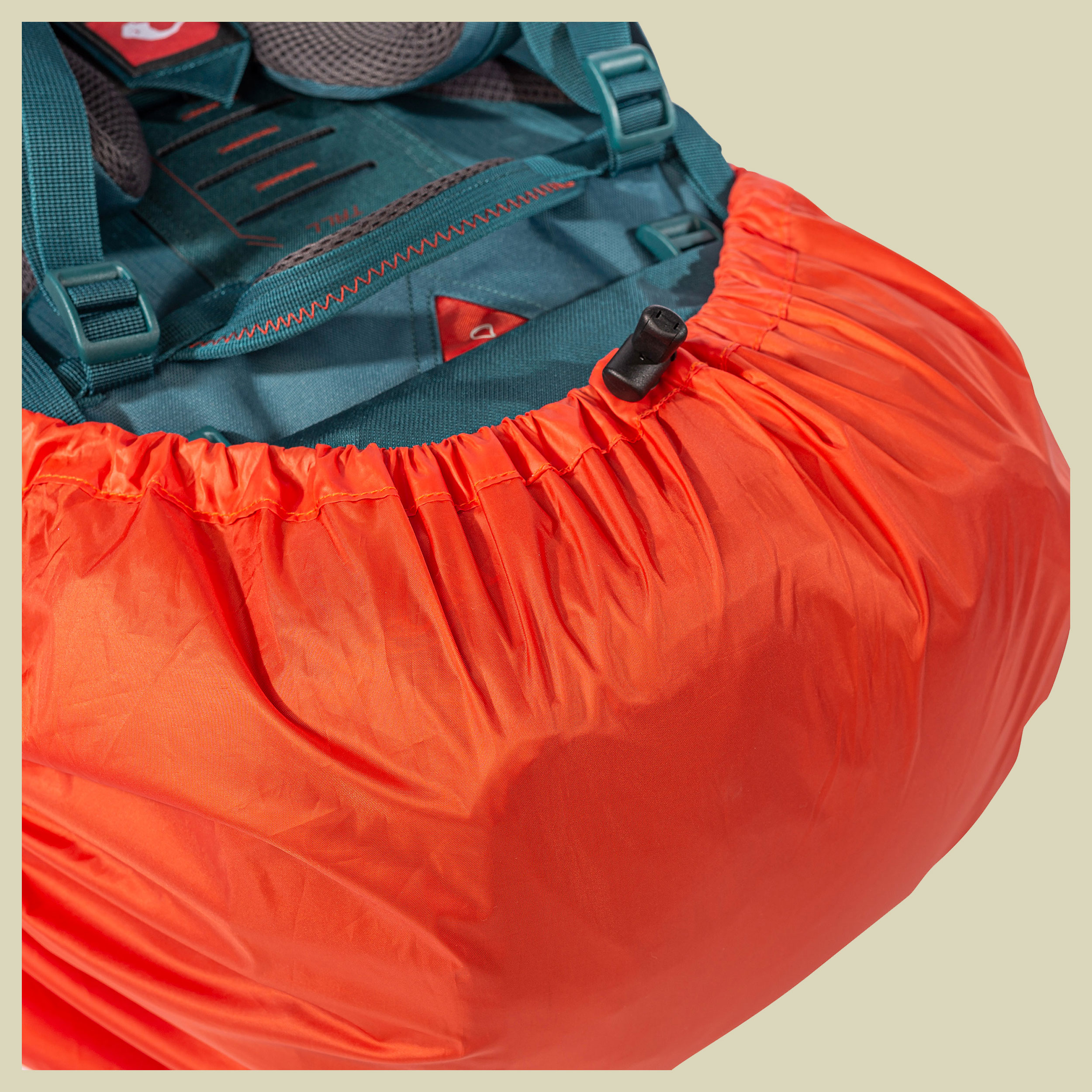 Rain Cover 70-90 L Volumen 70-90 L Farbe red orange