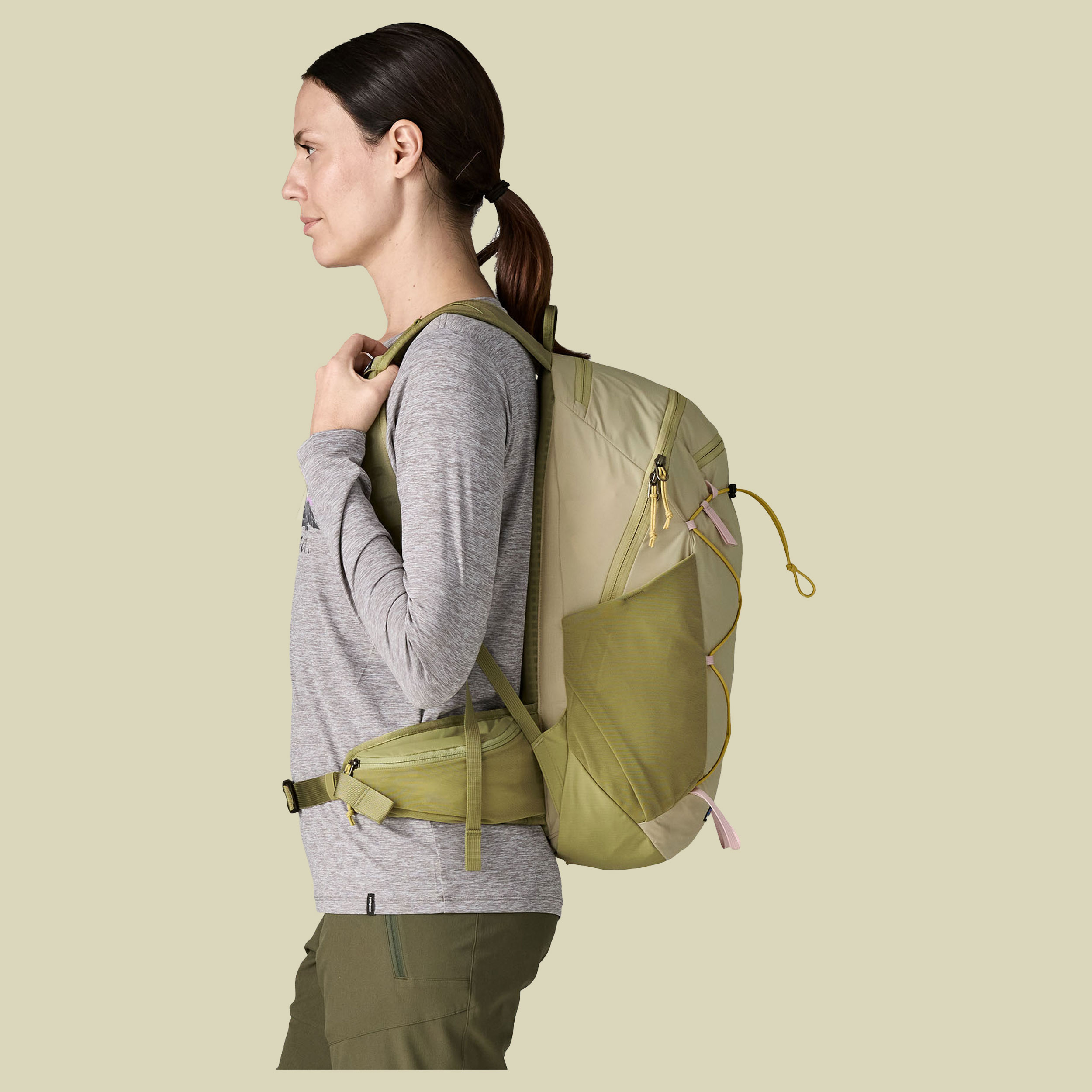 Terravia Pack 22L M beige- wheathered stone