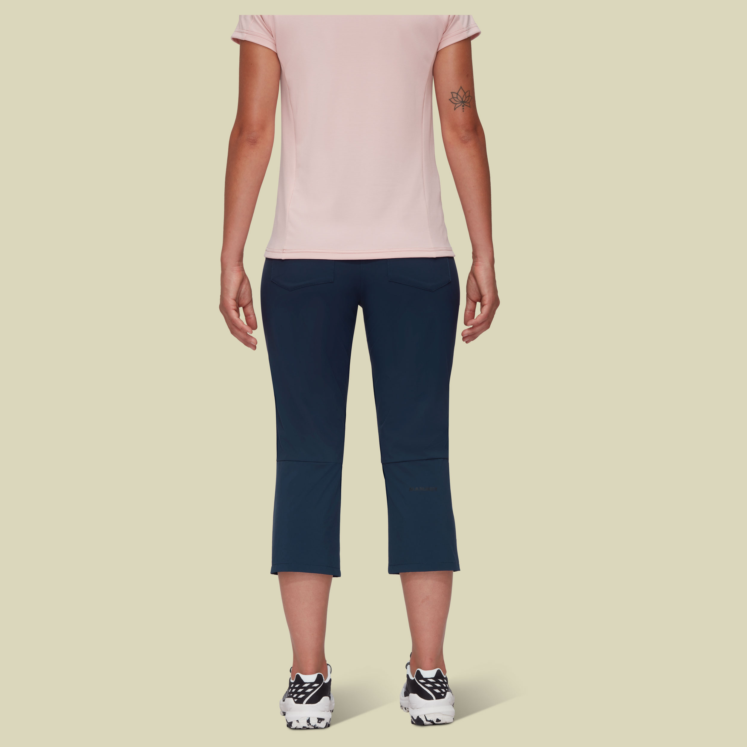 Runbold Capri Pants Women Größe 36 Farbe marine