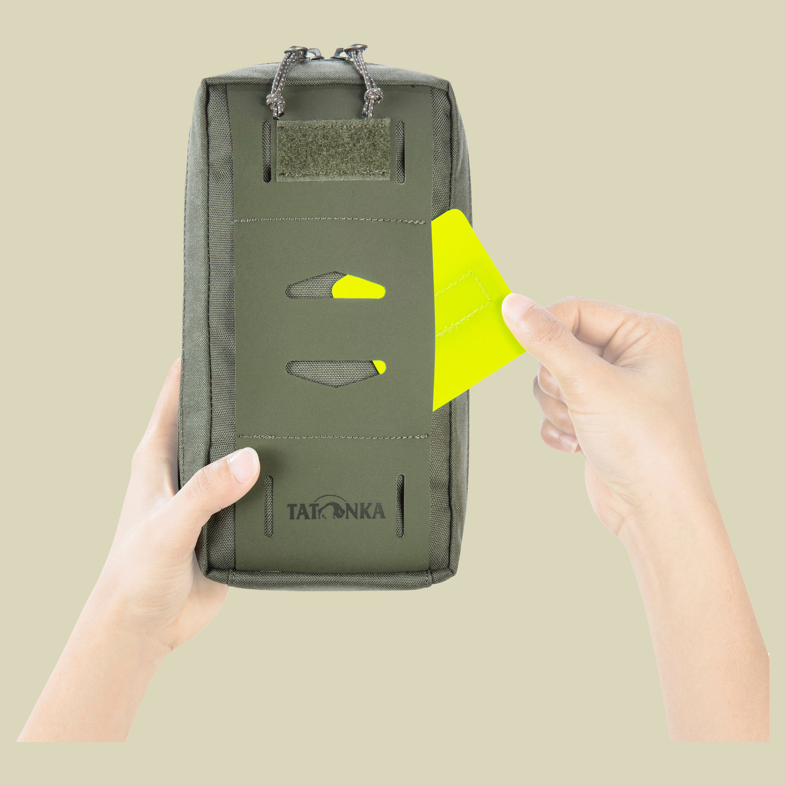 Universal Pouch 20 x 10 one size grün - stone grey olive