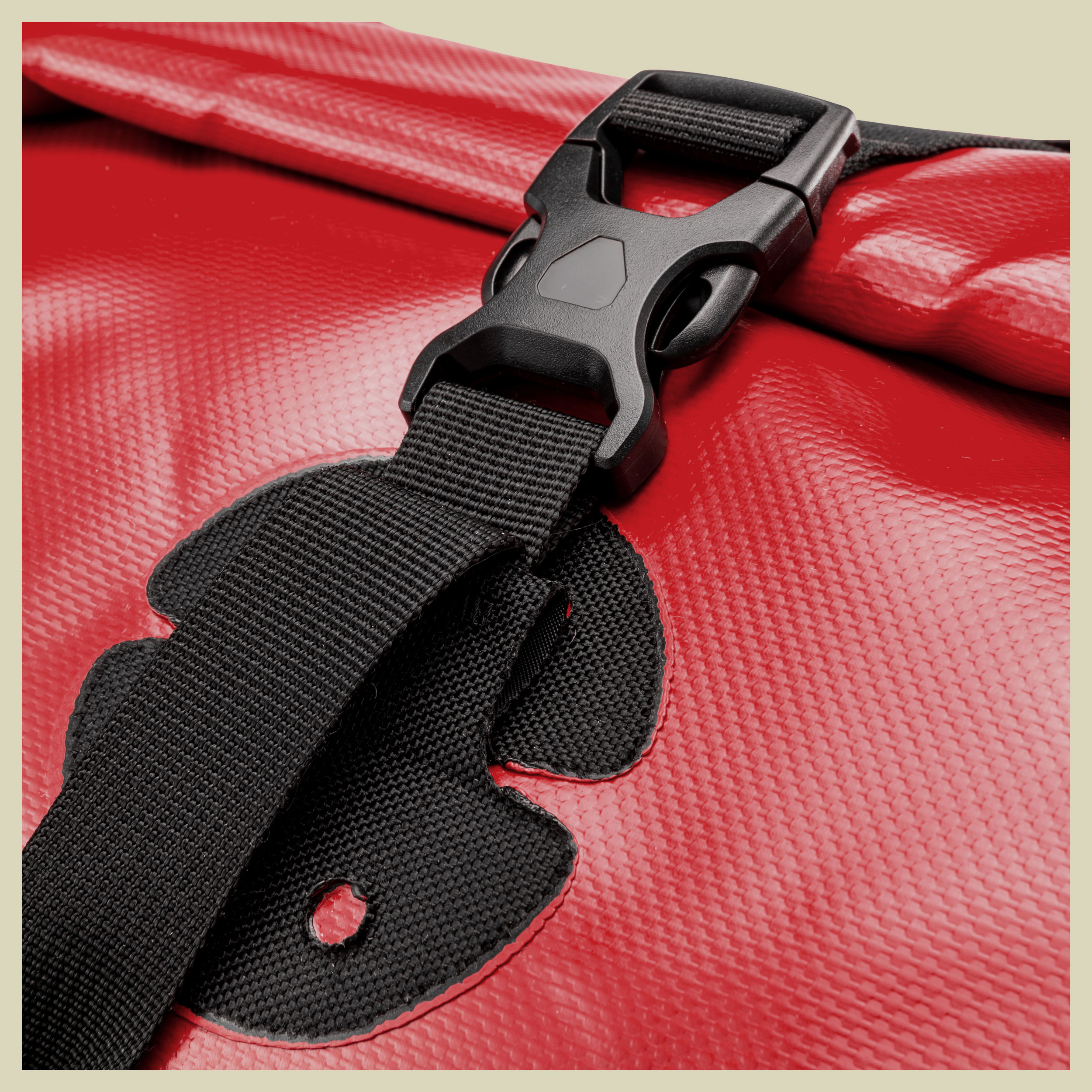 Rack-Pack Größe S (24L) Farbe red