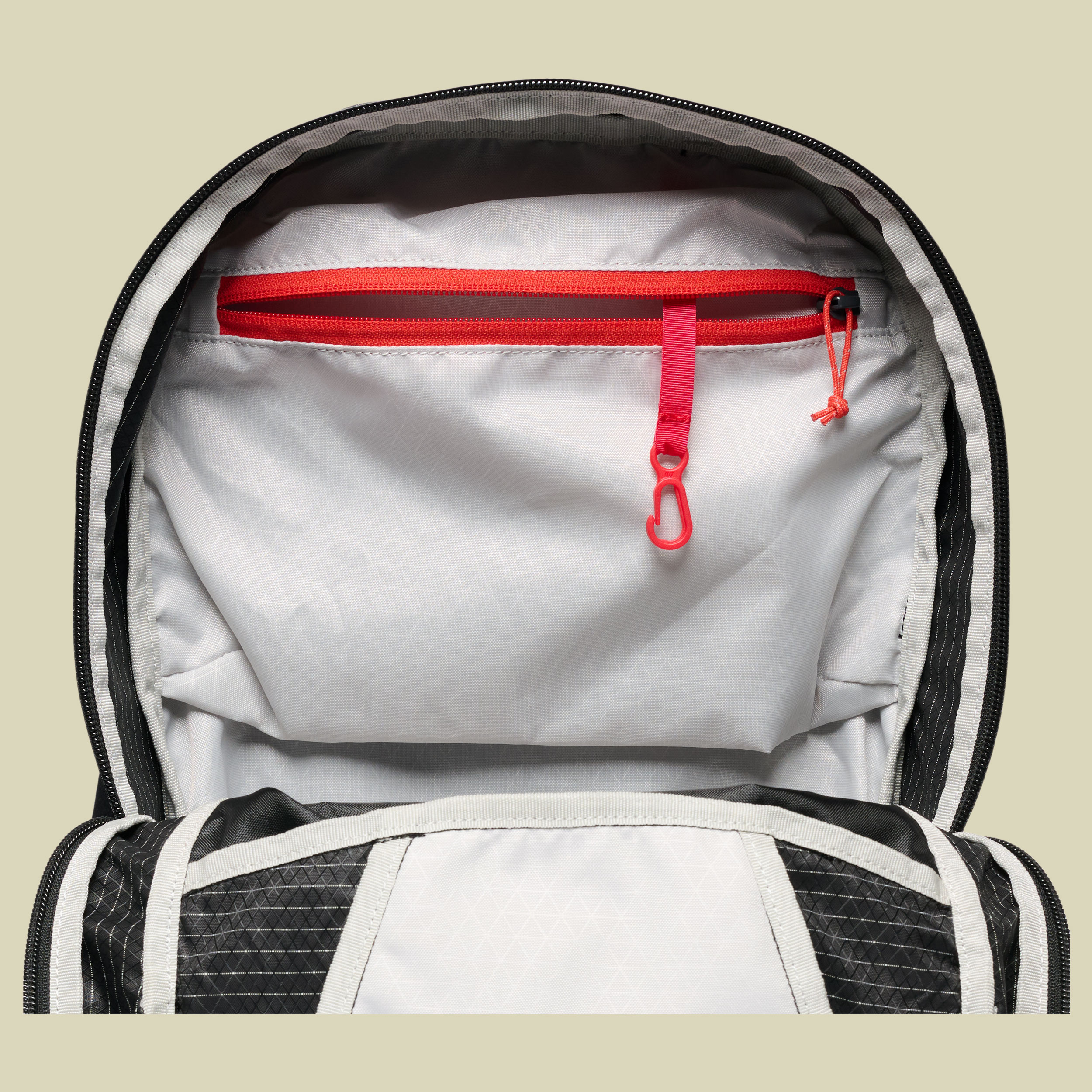 Pursuit 15 Women Backpack 15 L schwarz - black