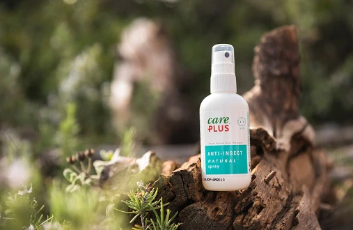Insektenschutz-Spray von Care Plus in der Detailansicht