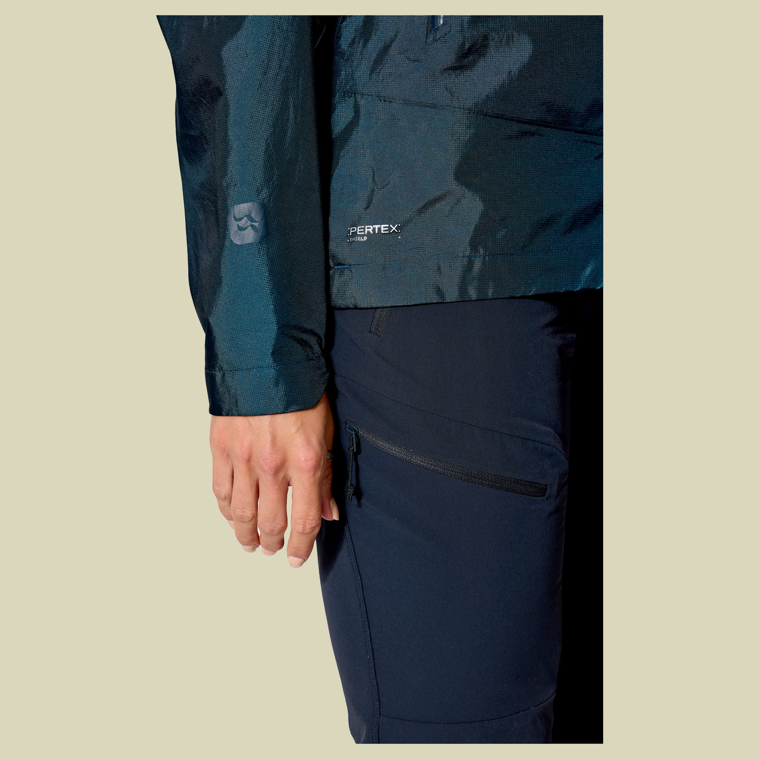 Phantom Mountain Jacket Women