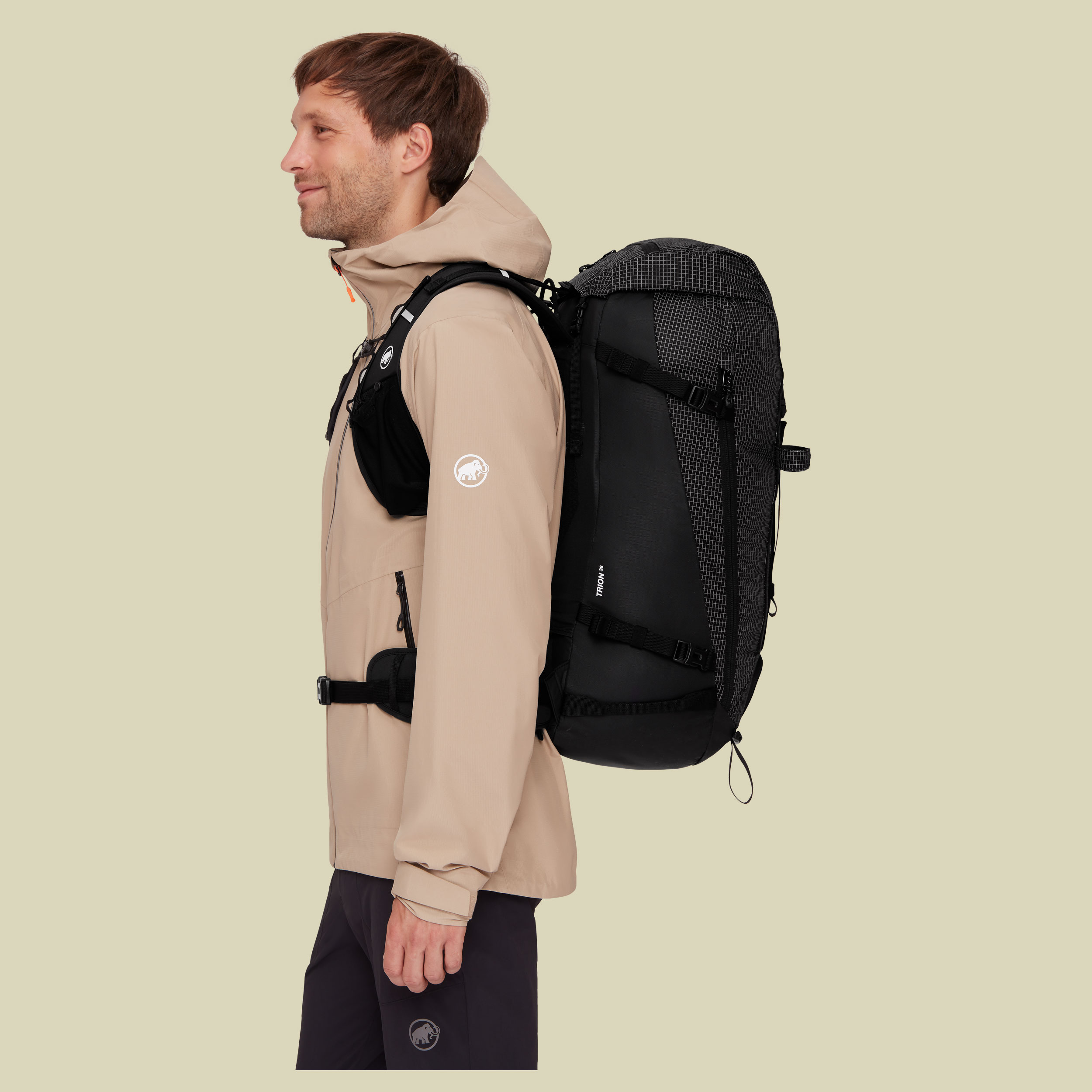 Trion 38  schwarz - black