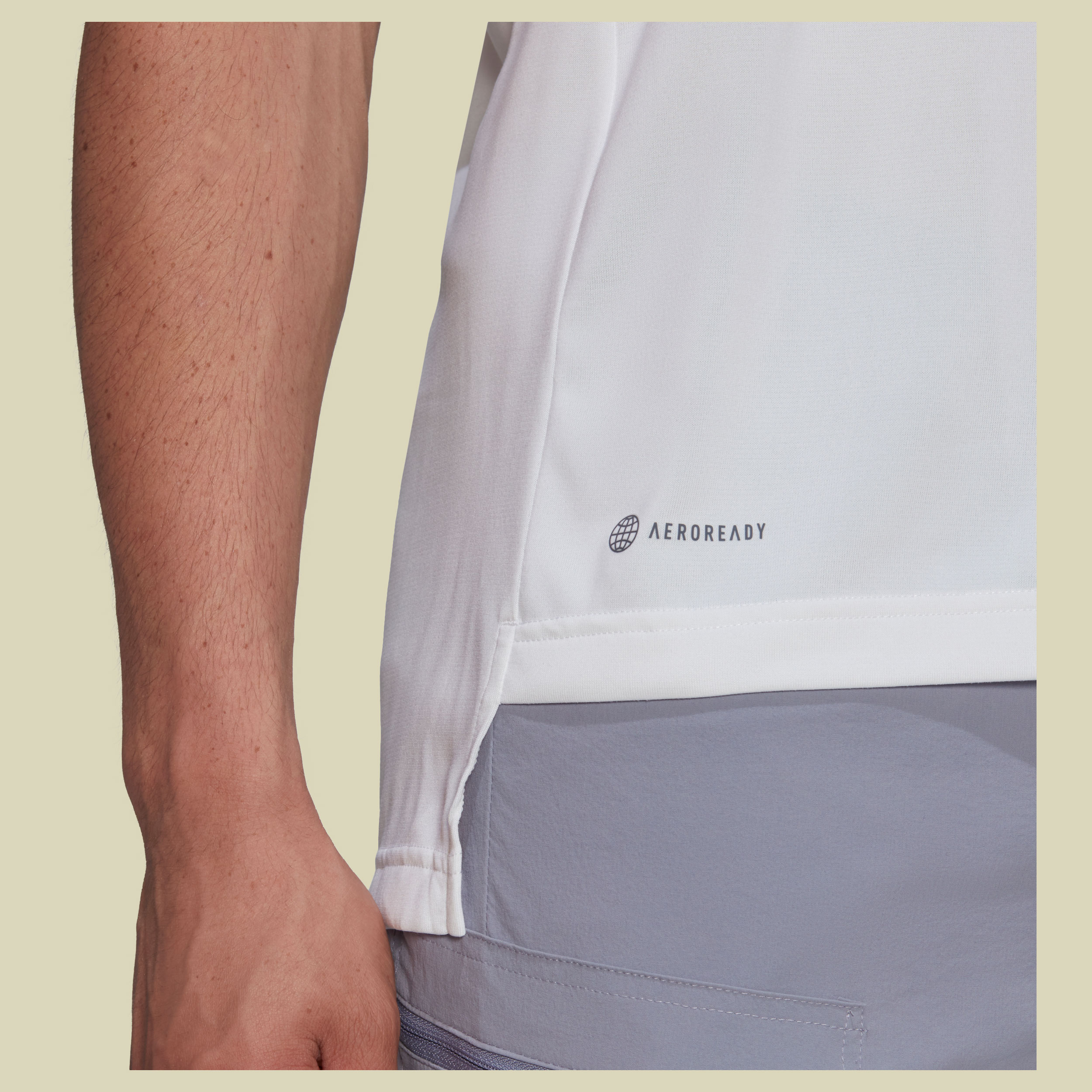 Terrex Multi T-Shirt Men Größe S Farbe white