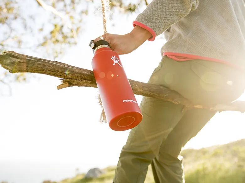 rote Trinkflasche