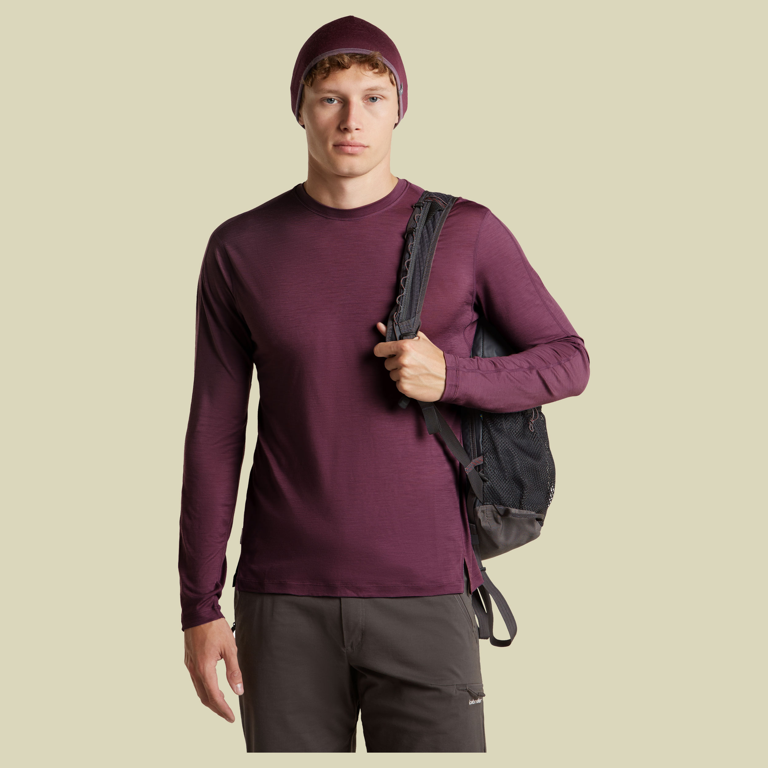 Merino 200 Oasis Reversible Beanie Unisex dark berry/grey plum one size