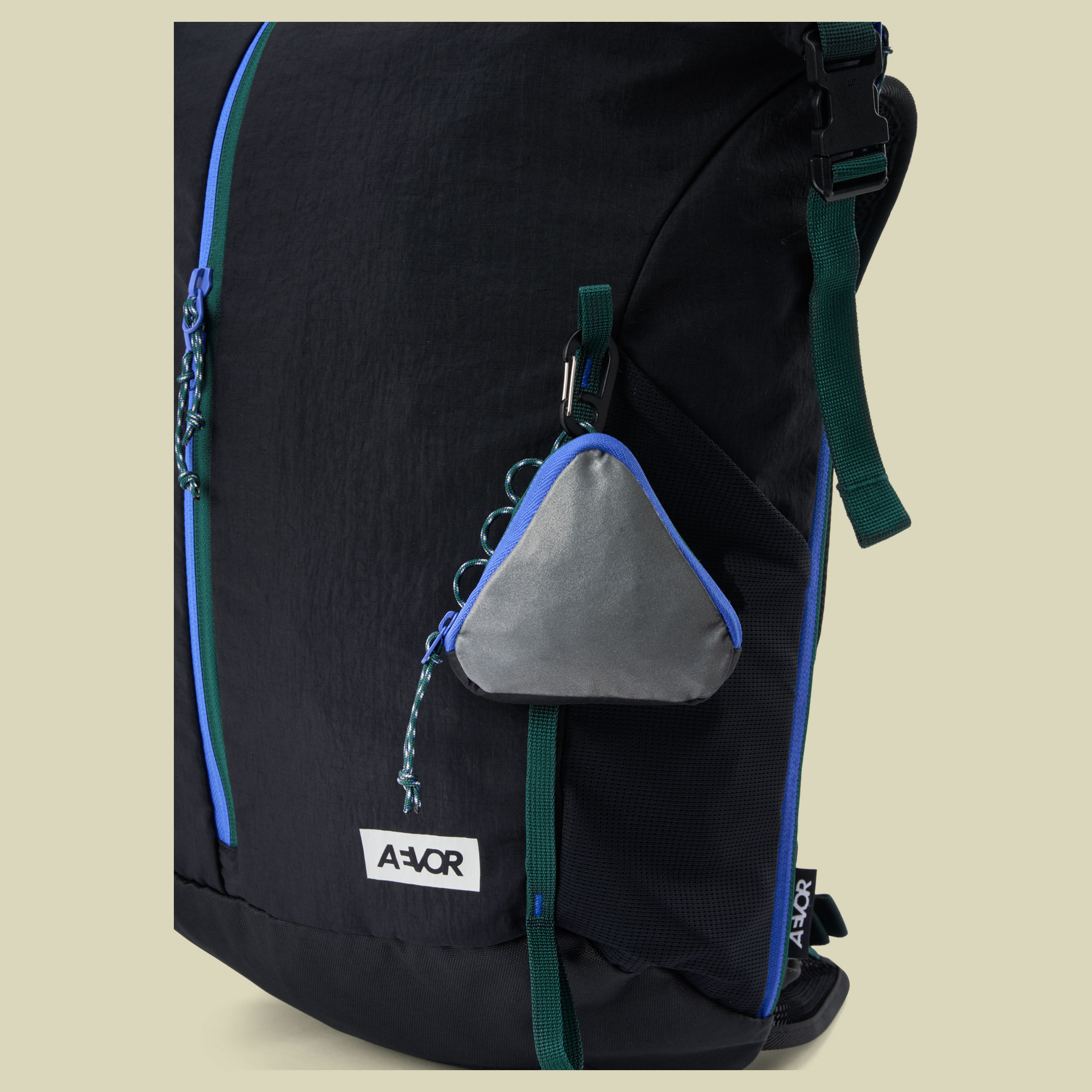 Onigiri Charm Farbe dual dip aqua drift