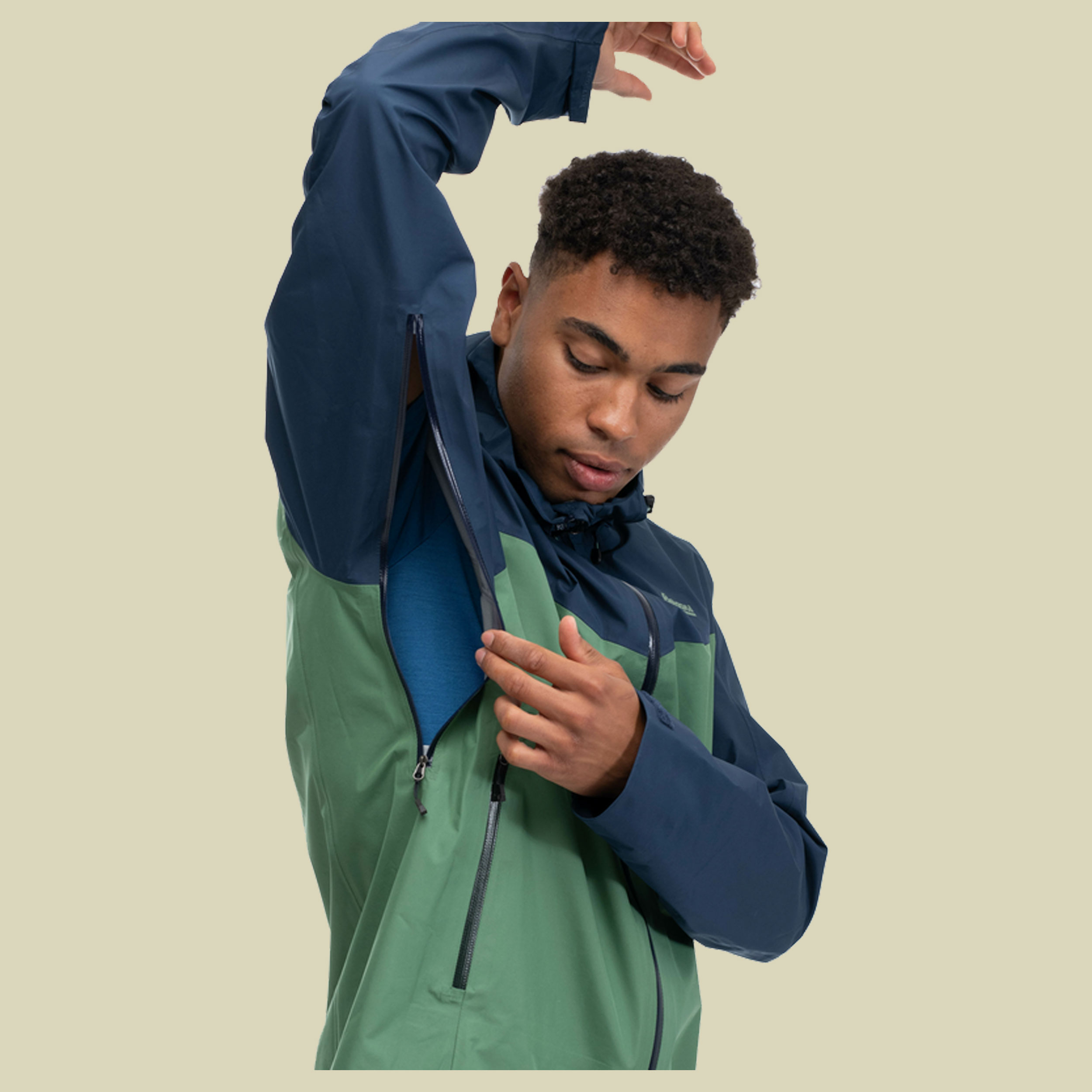 Skar Light 3L Shell Jacket Men Größe S Farbe dark jade green/navy blue