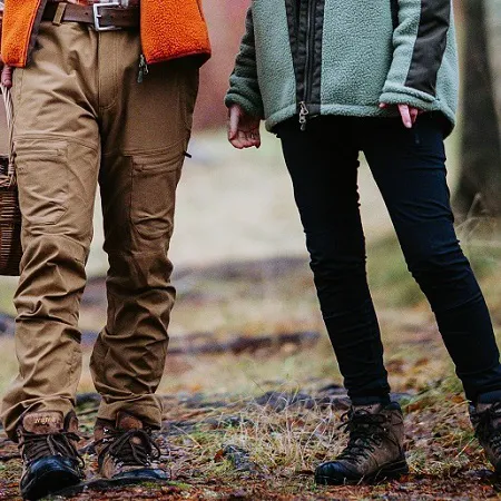 Pinewood Outdoorhosen im Einsatz