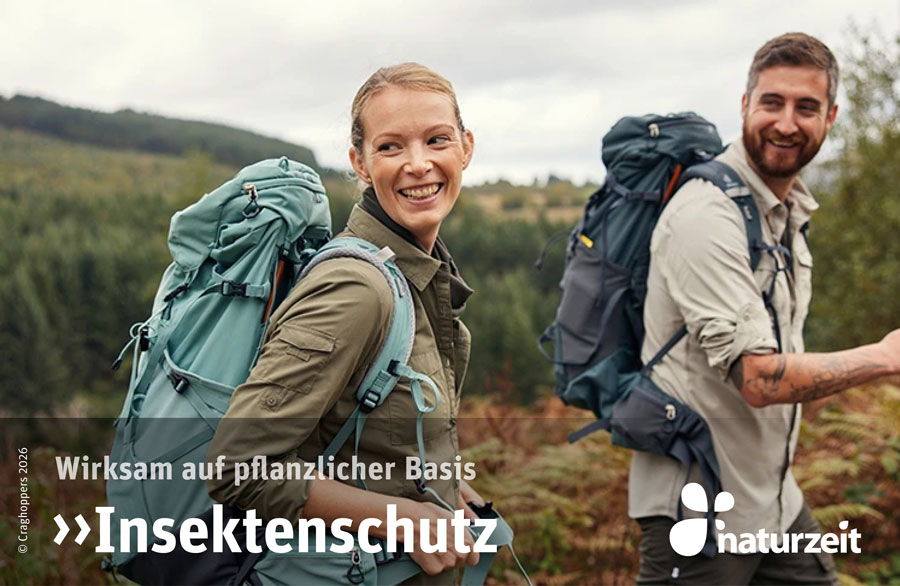 Insektenschutzkleidung Imagebild  zwei Personen im freien