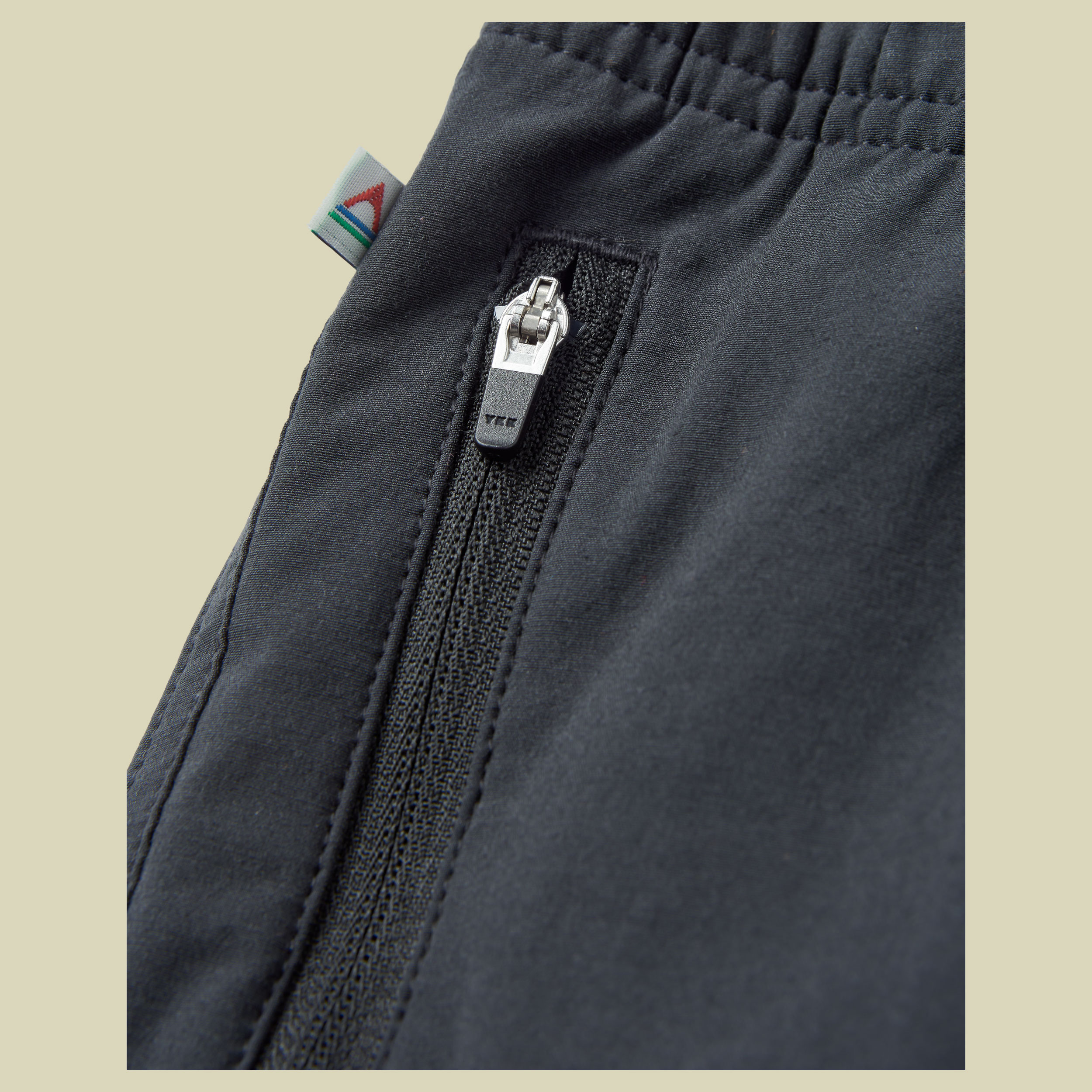 Traveller All Purpose Short Men L schwarz - black
