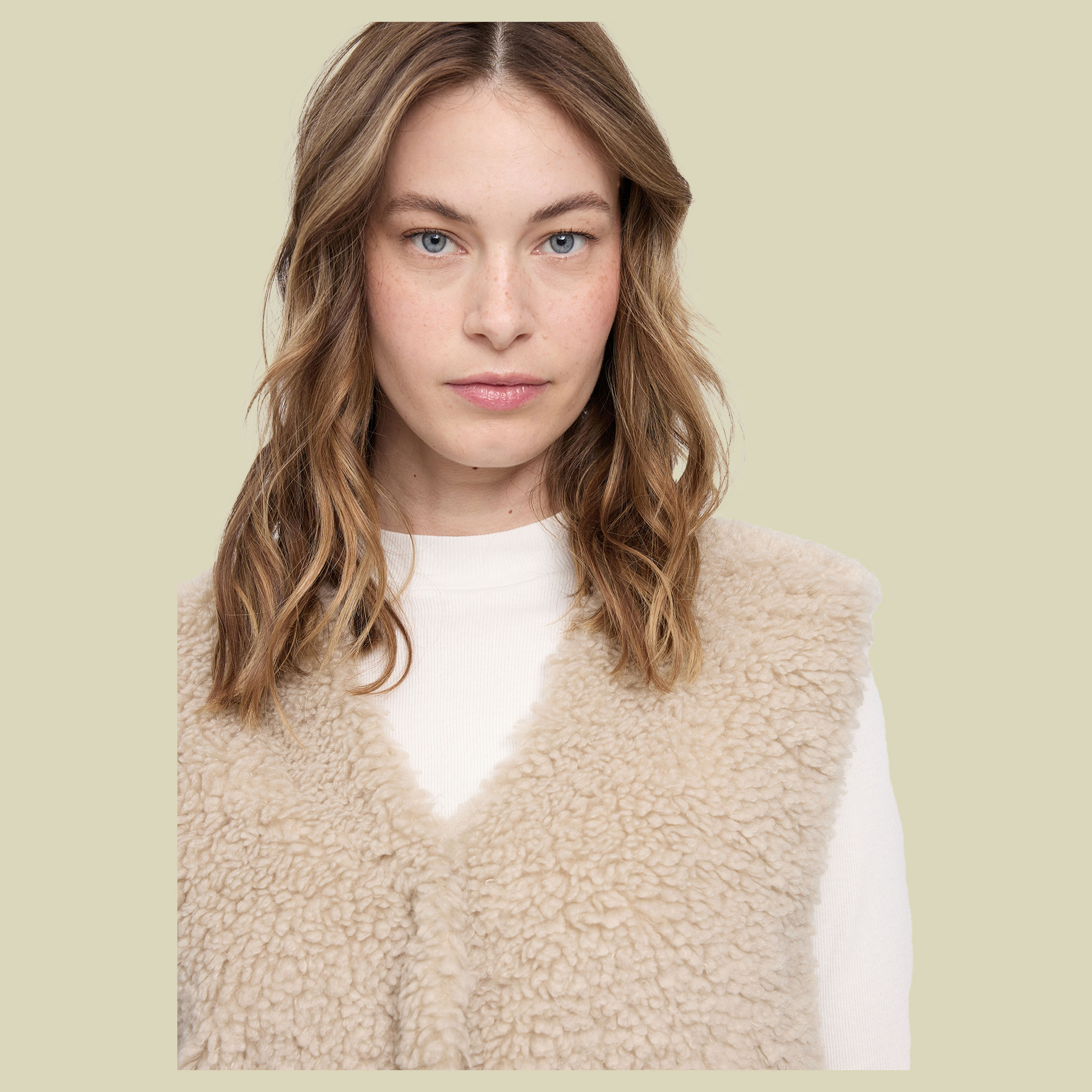 Faux-Fur Vest Women XS beige - natural