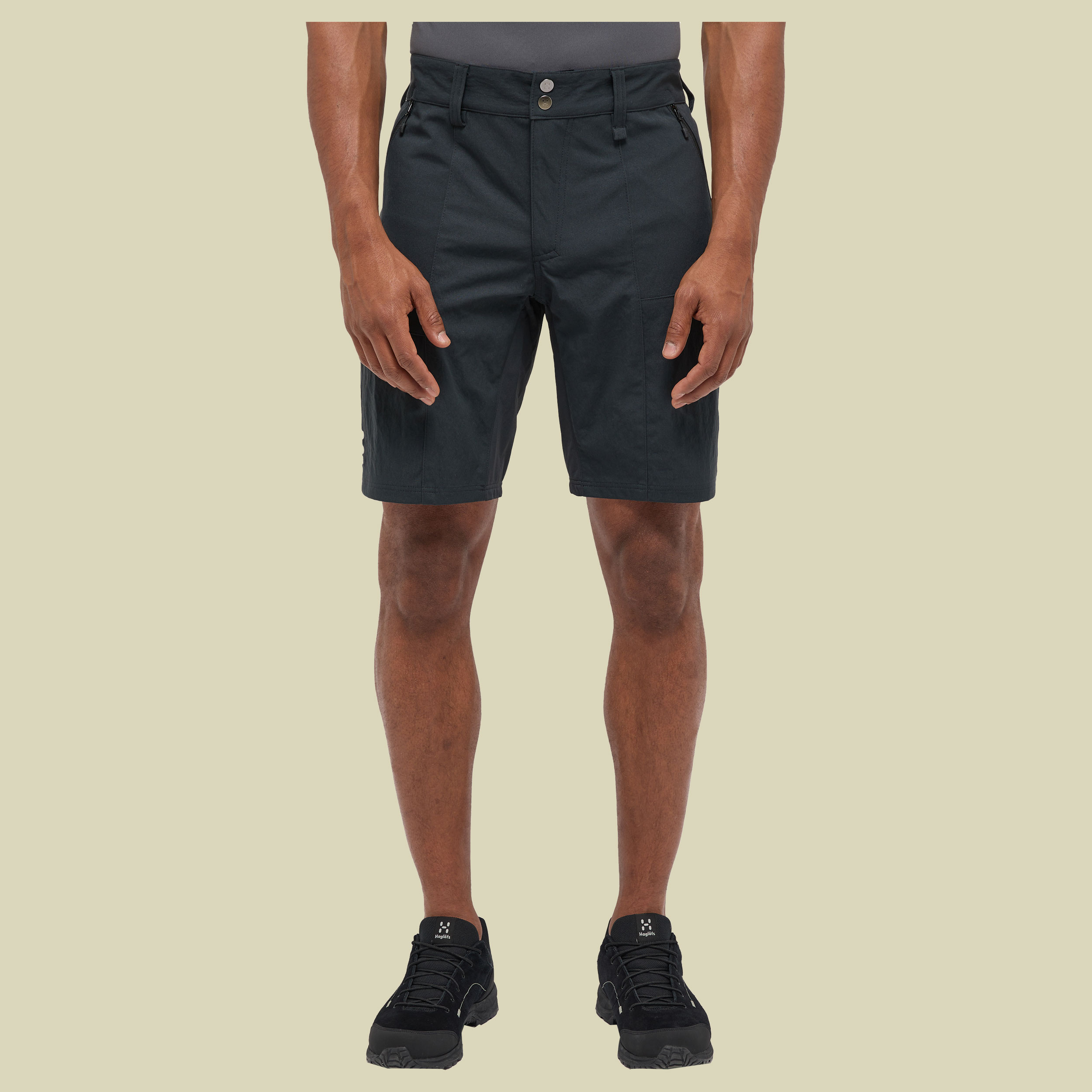 Mid Standard Shorts Men 52 schwarz - true black