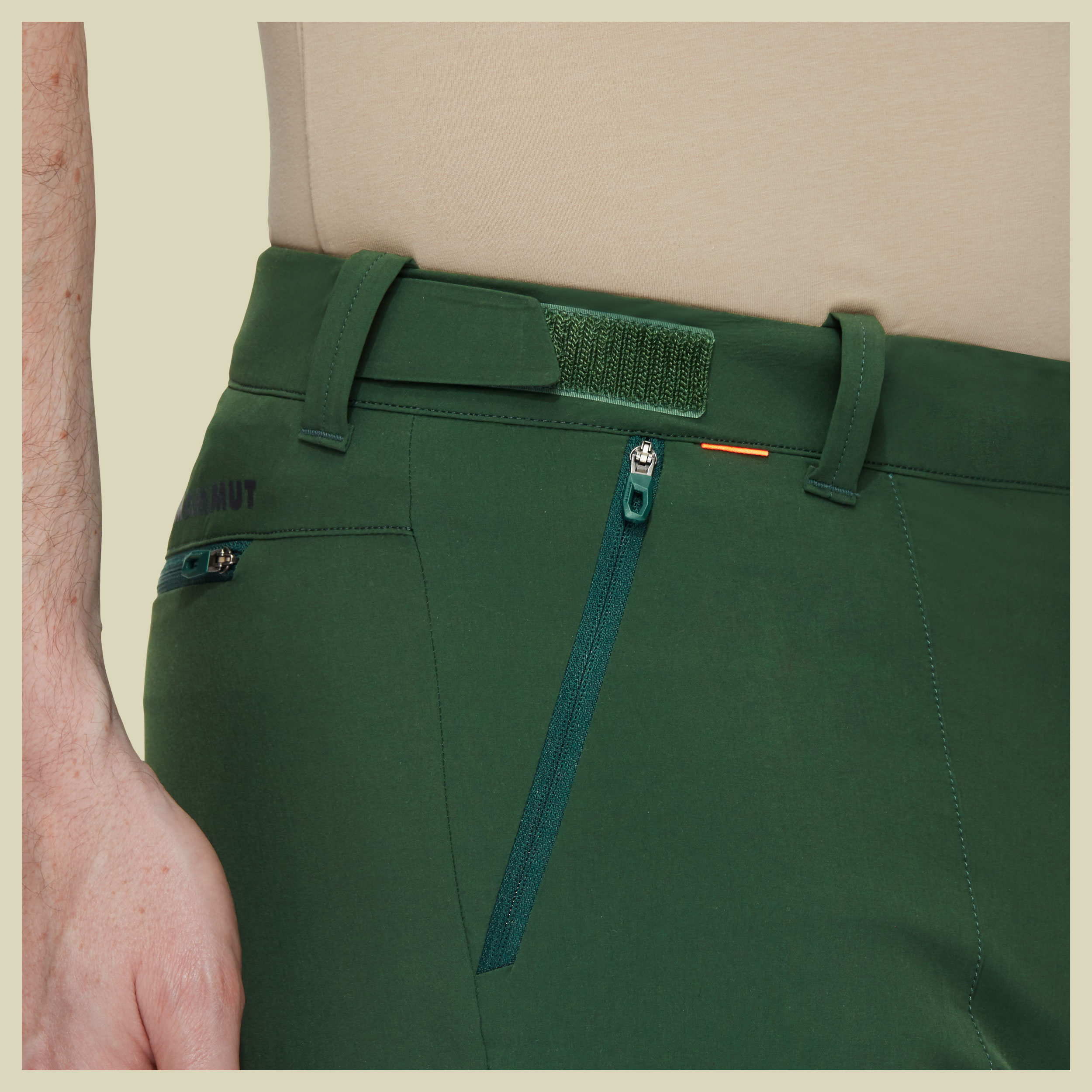 Runbold Shorts Men grün 56 - woods