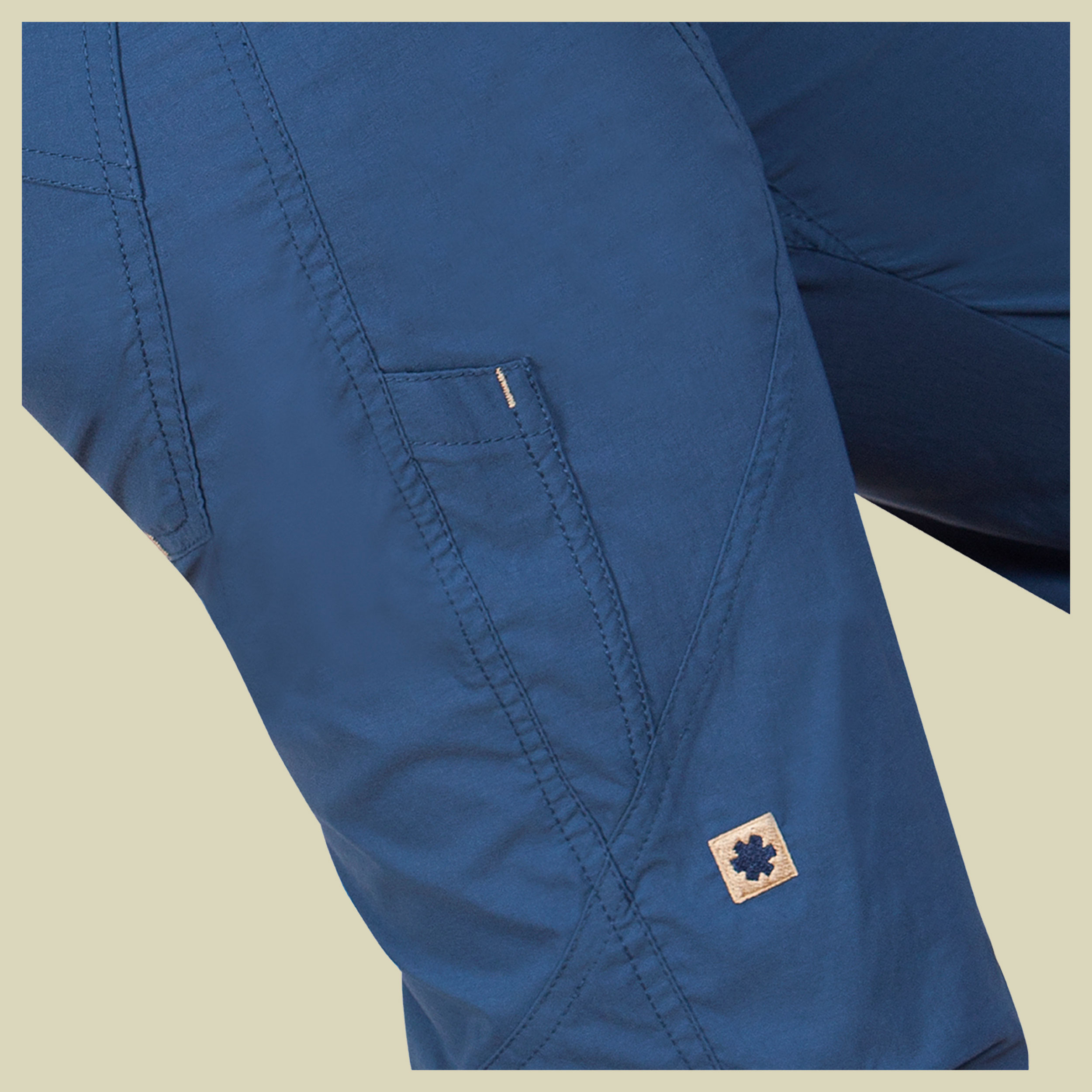 Noya Shorts Women Größe M  Farbe midnight