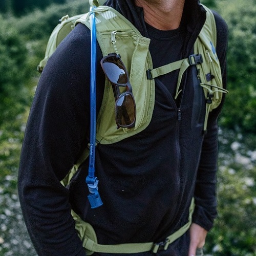 deuter Speed Lite Pro Rucksack mit Trinksystem in der Vorderansicht