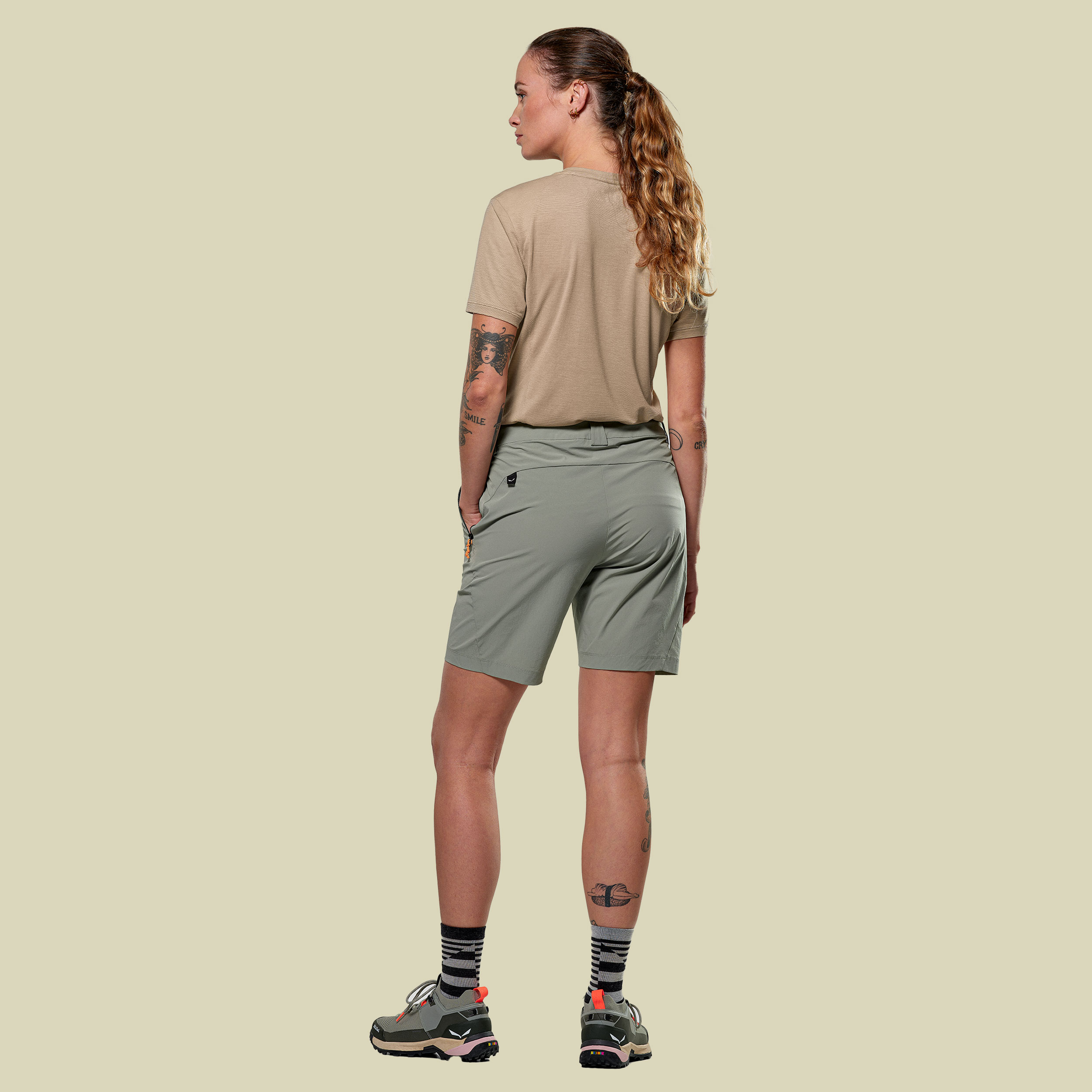PUEZ Talvena DST Shorts Women Größe 42 Farbe shadow