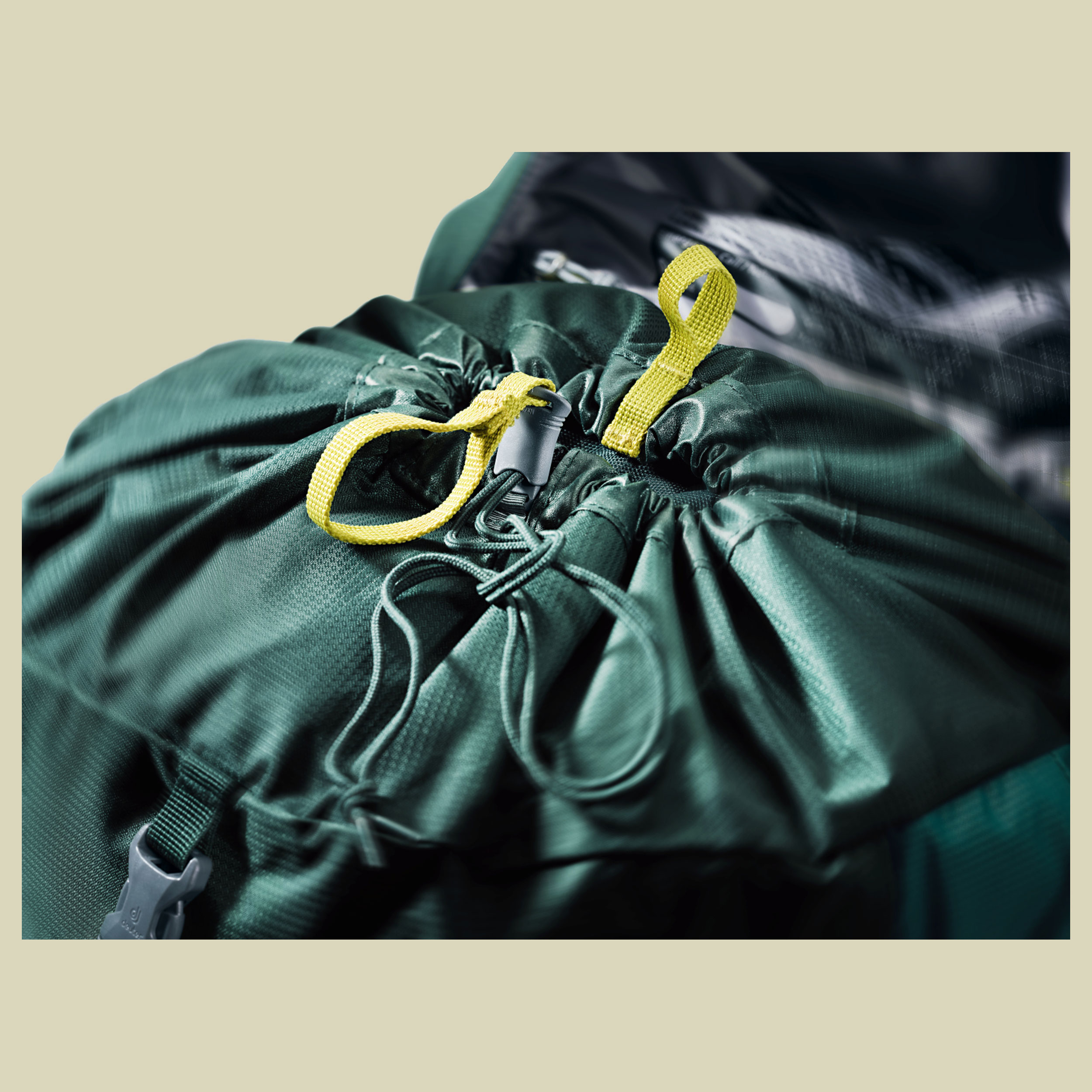 Futura PRO 36 Volumen 36 Farbe forest-alpinegreen