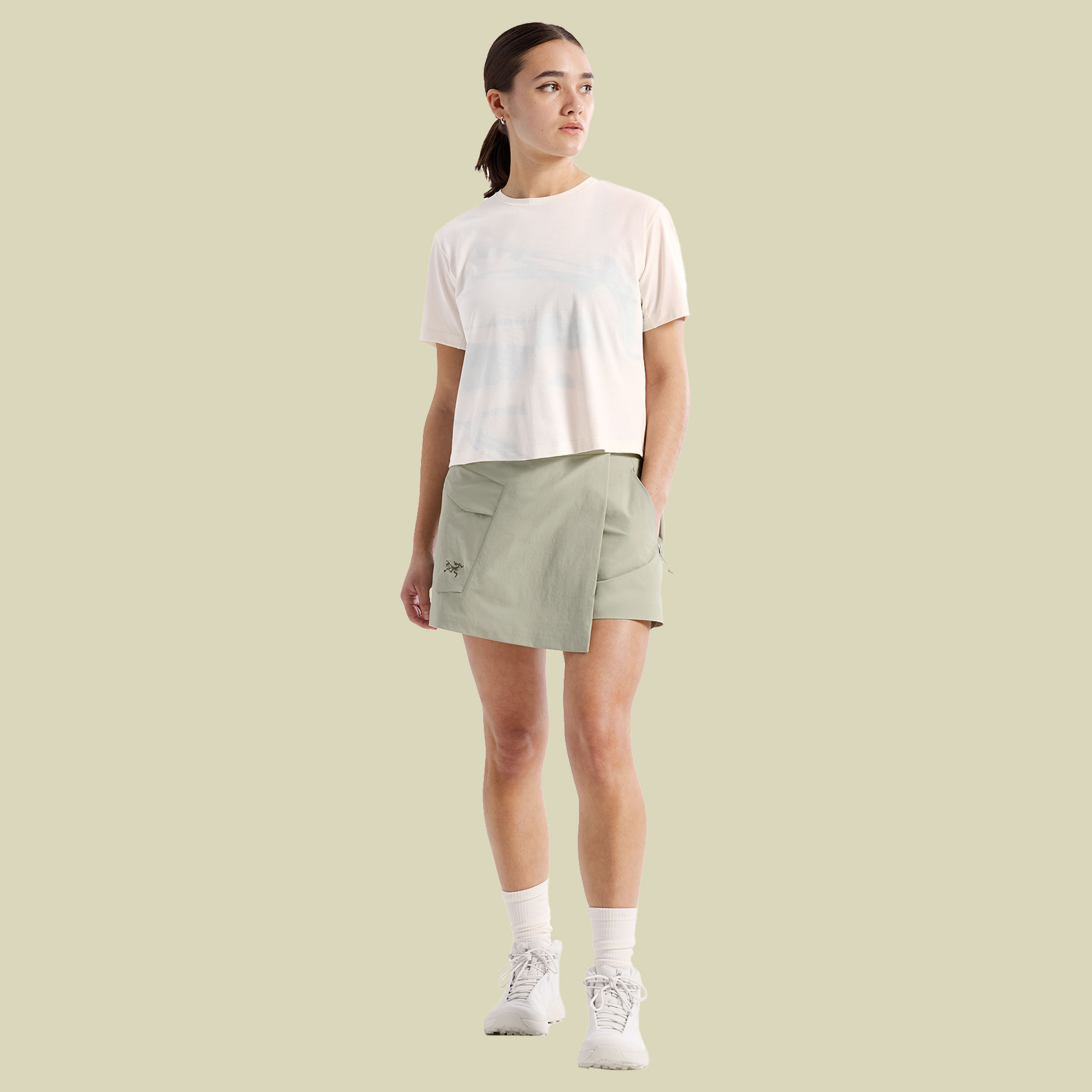 Sinii SL Skort 4" Women 6 (36) beige - habitat