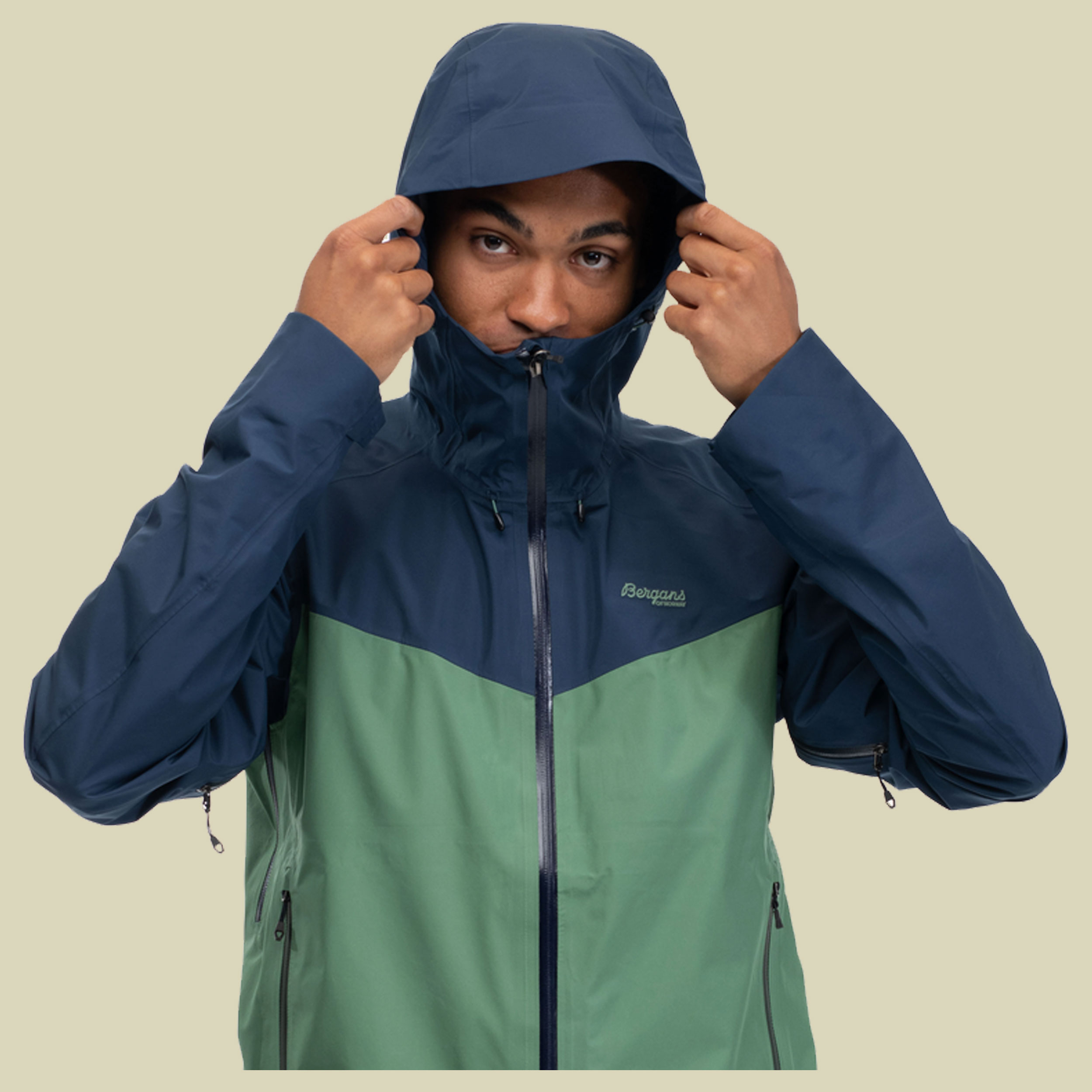 Skar Light 3L Shell Jacket Men Größe S Farbe dark jade green/navy blue