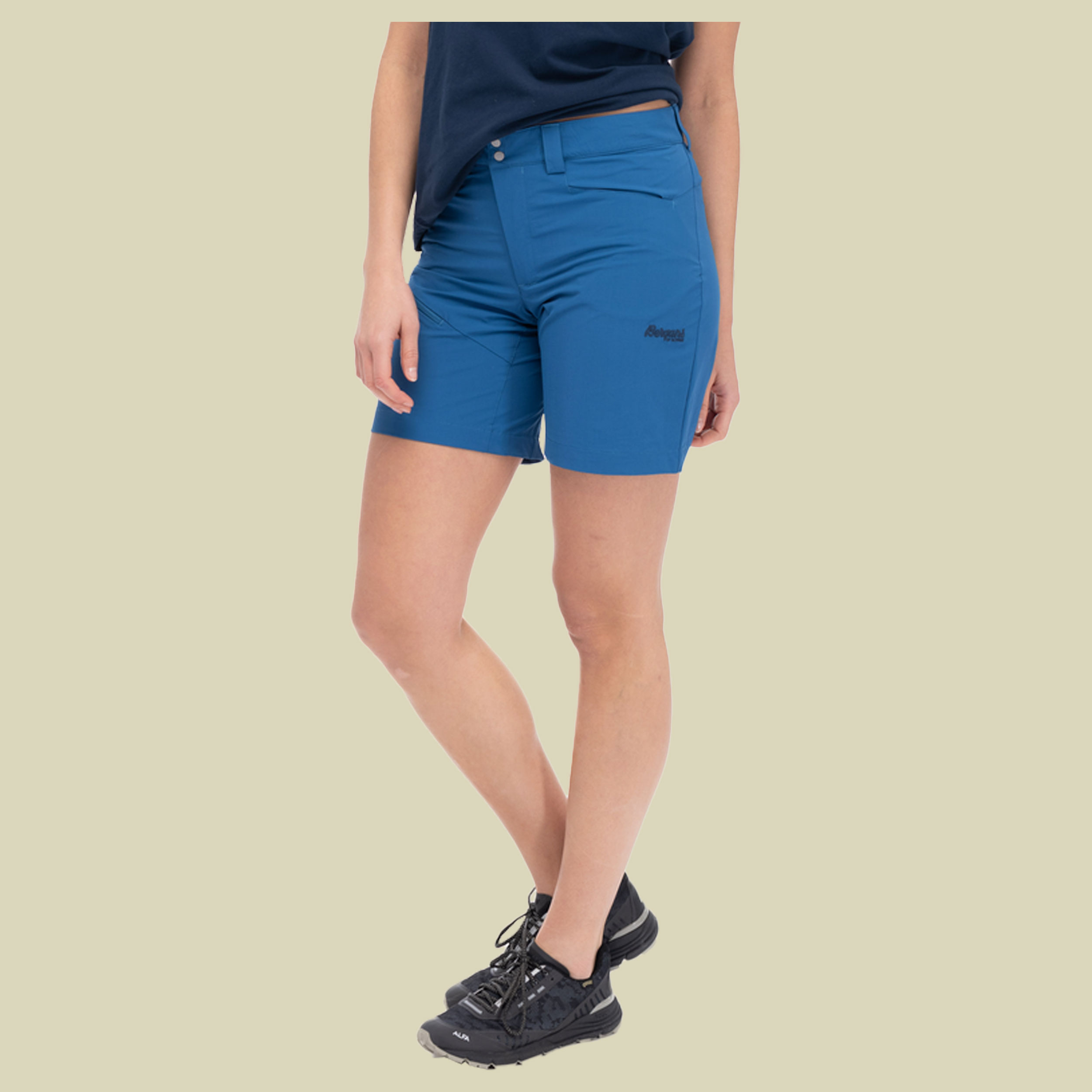 Vandre Light Softshell Shorts Women Größe 38 Farbe north sea blue